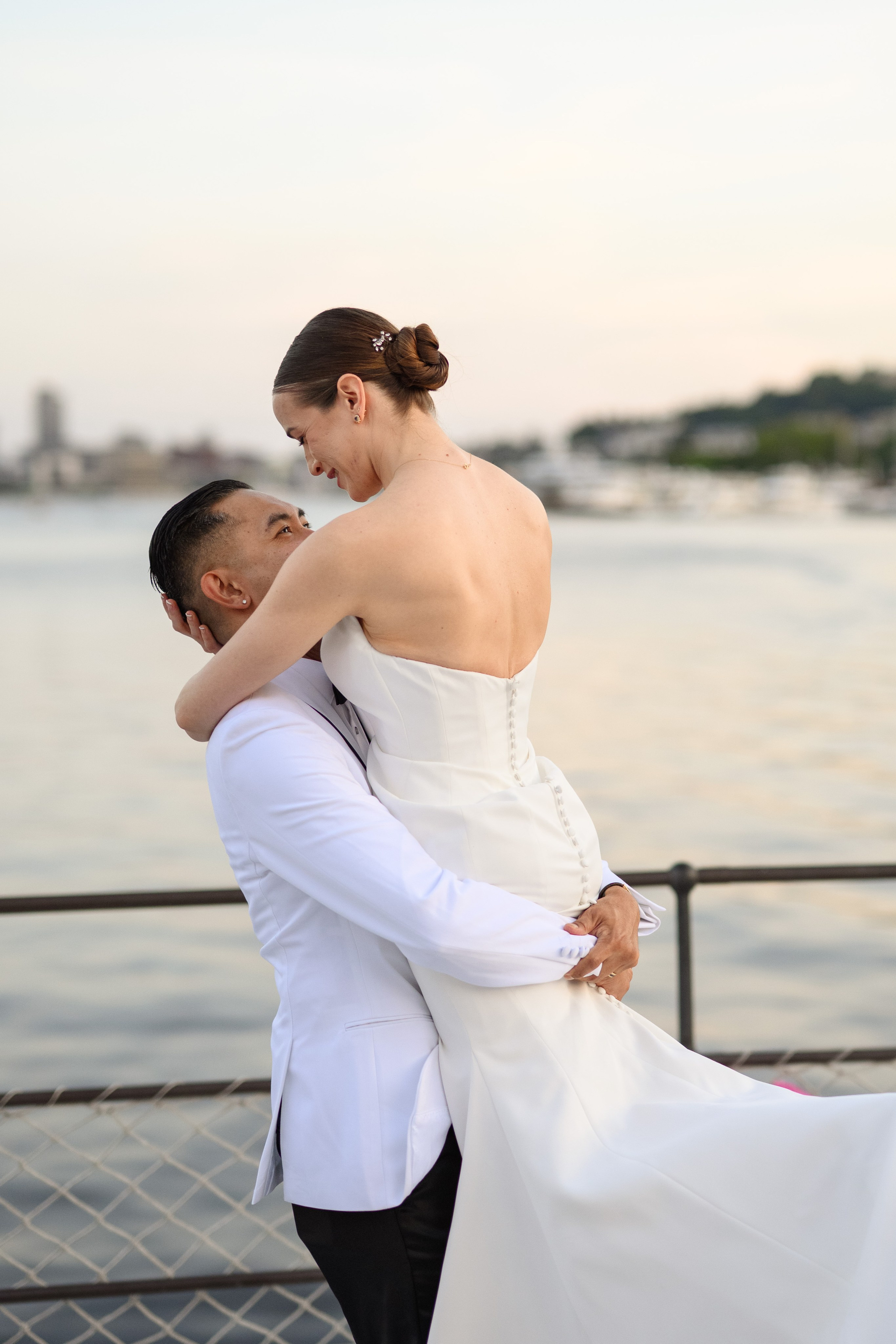 Kevin & Katie. Wedding & portrait photography in the Seattle Area. Helen Michelle photographer
