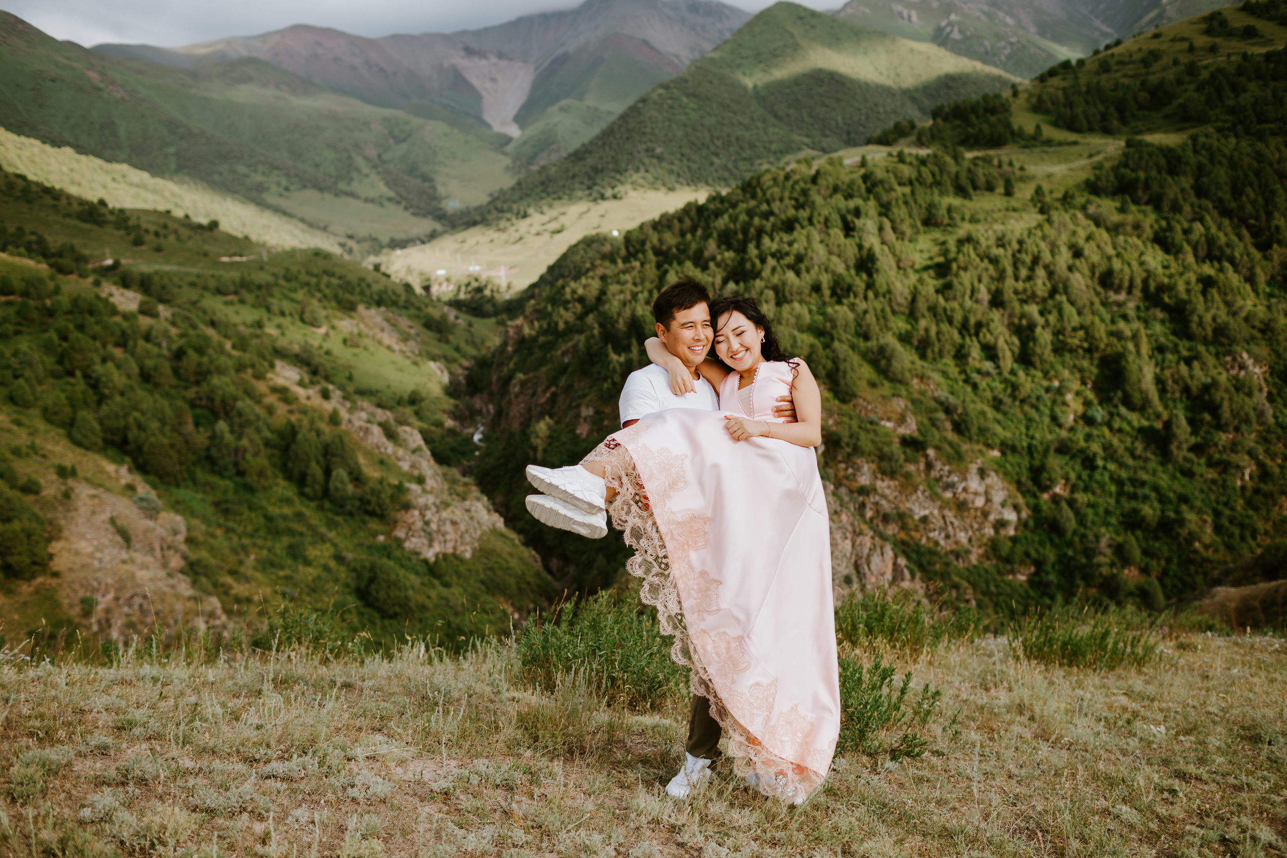 Жанар+Туголбай. Фотограф в Бишкеке Оксана Шувалова