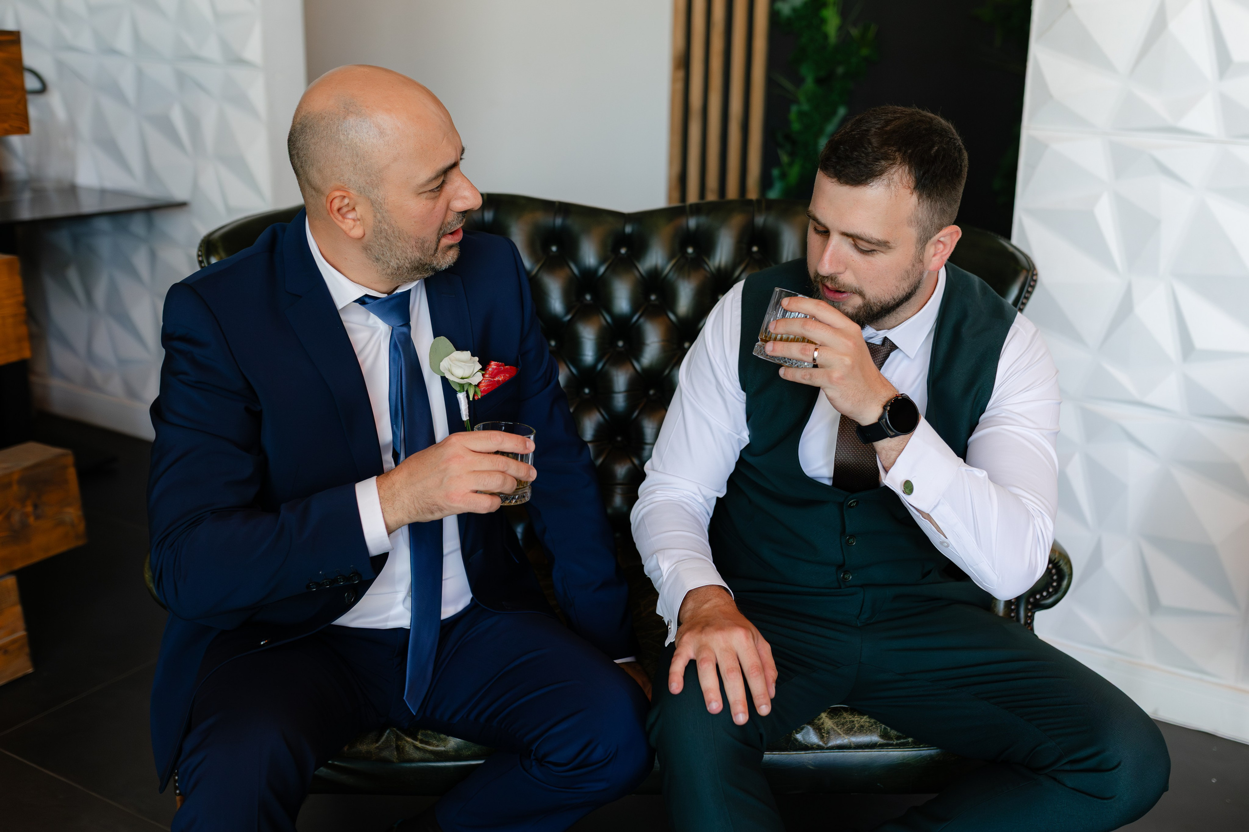 Flori & Cosmin. Main