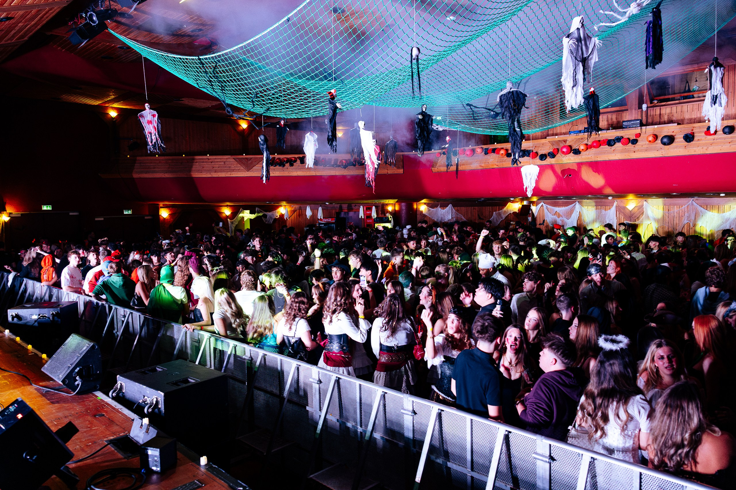 Halloween Telfs 2025. 808Media – Professionelle Foto- und Videografie für Restaurants, Hotels, Events und Hochzeiten in Innsbruck und Tirol