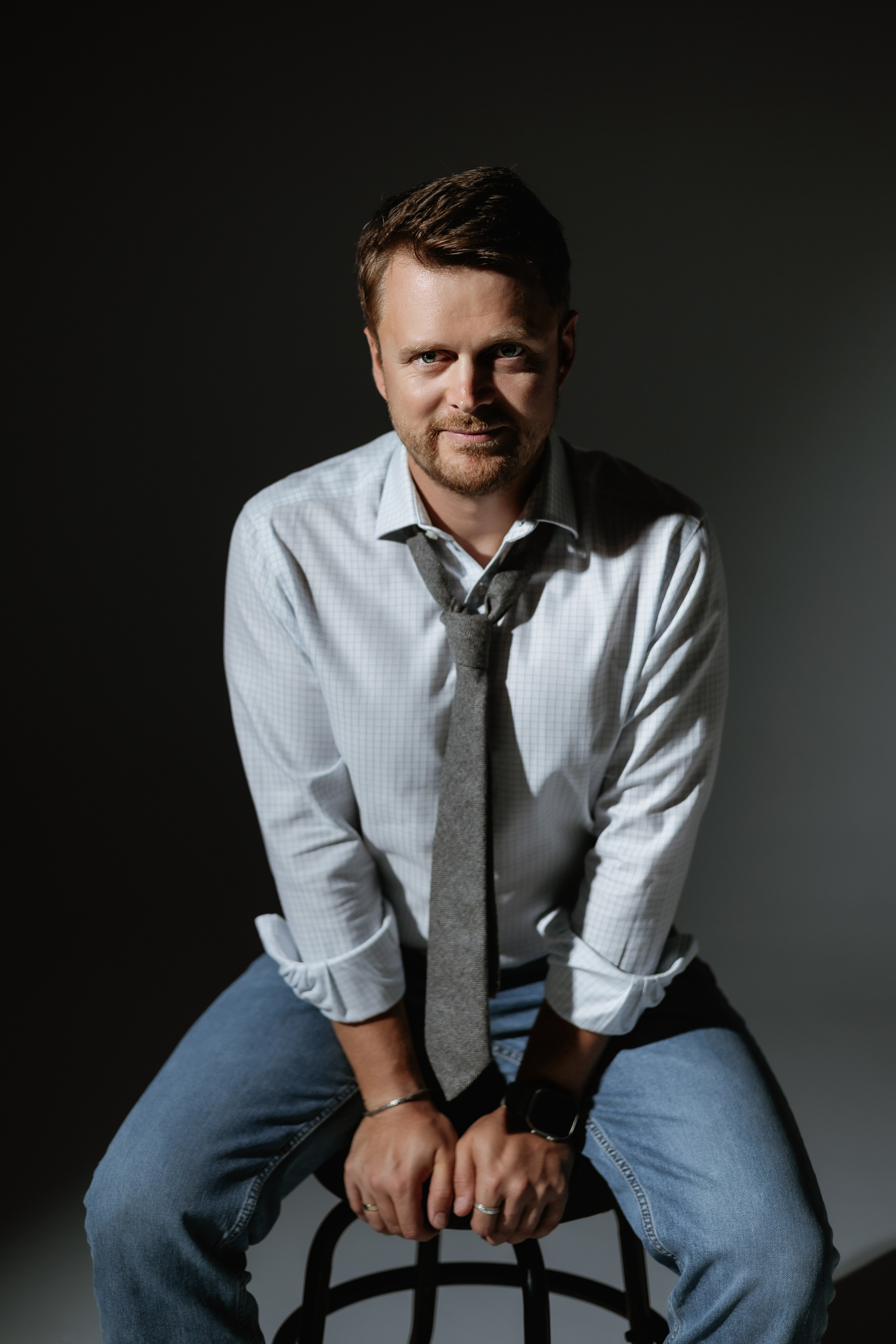 Male headshot. Elena Gorobets. Photographer in Zagreb