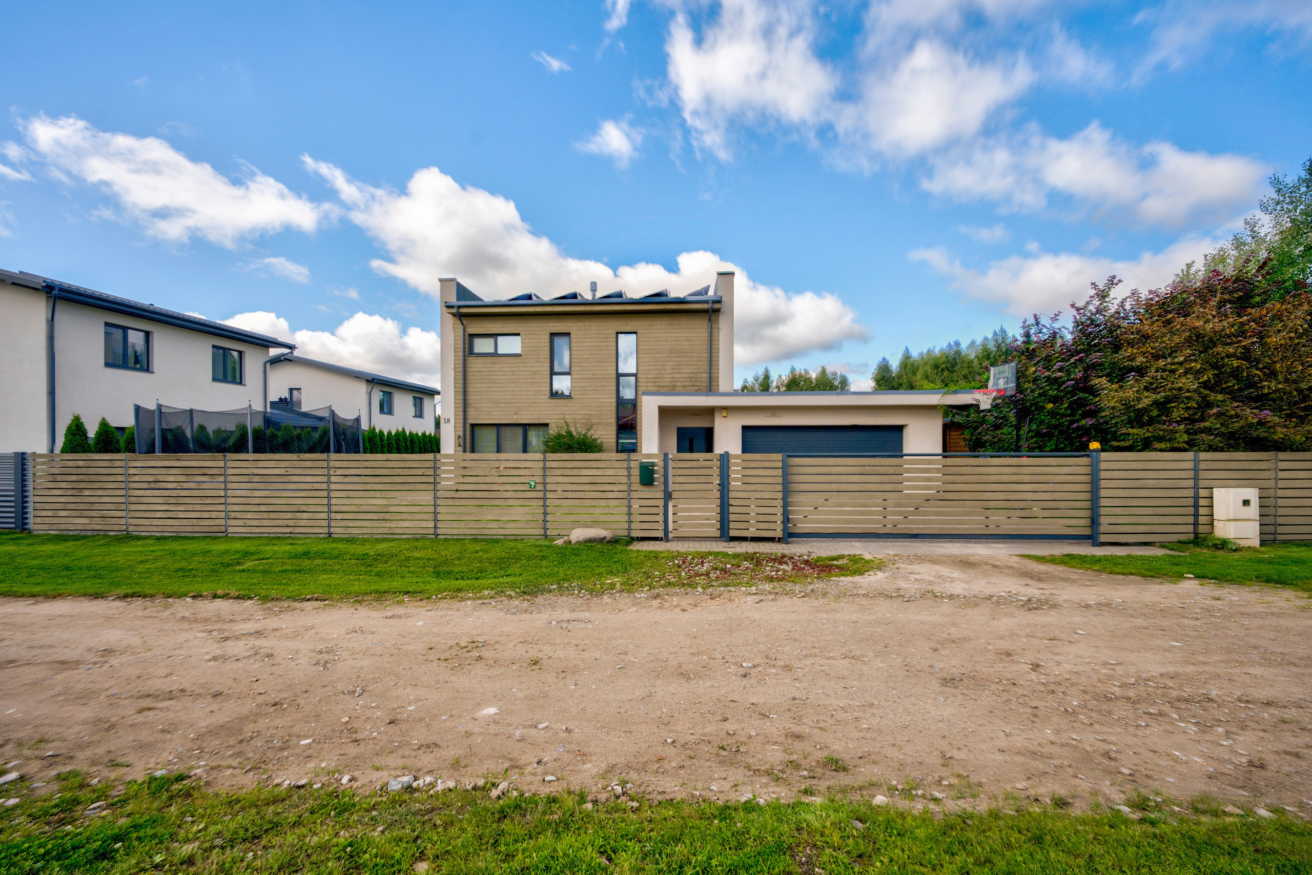 M. Krupavičiaus g. 18. Elina Sapiega fotografė Vilniuje