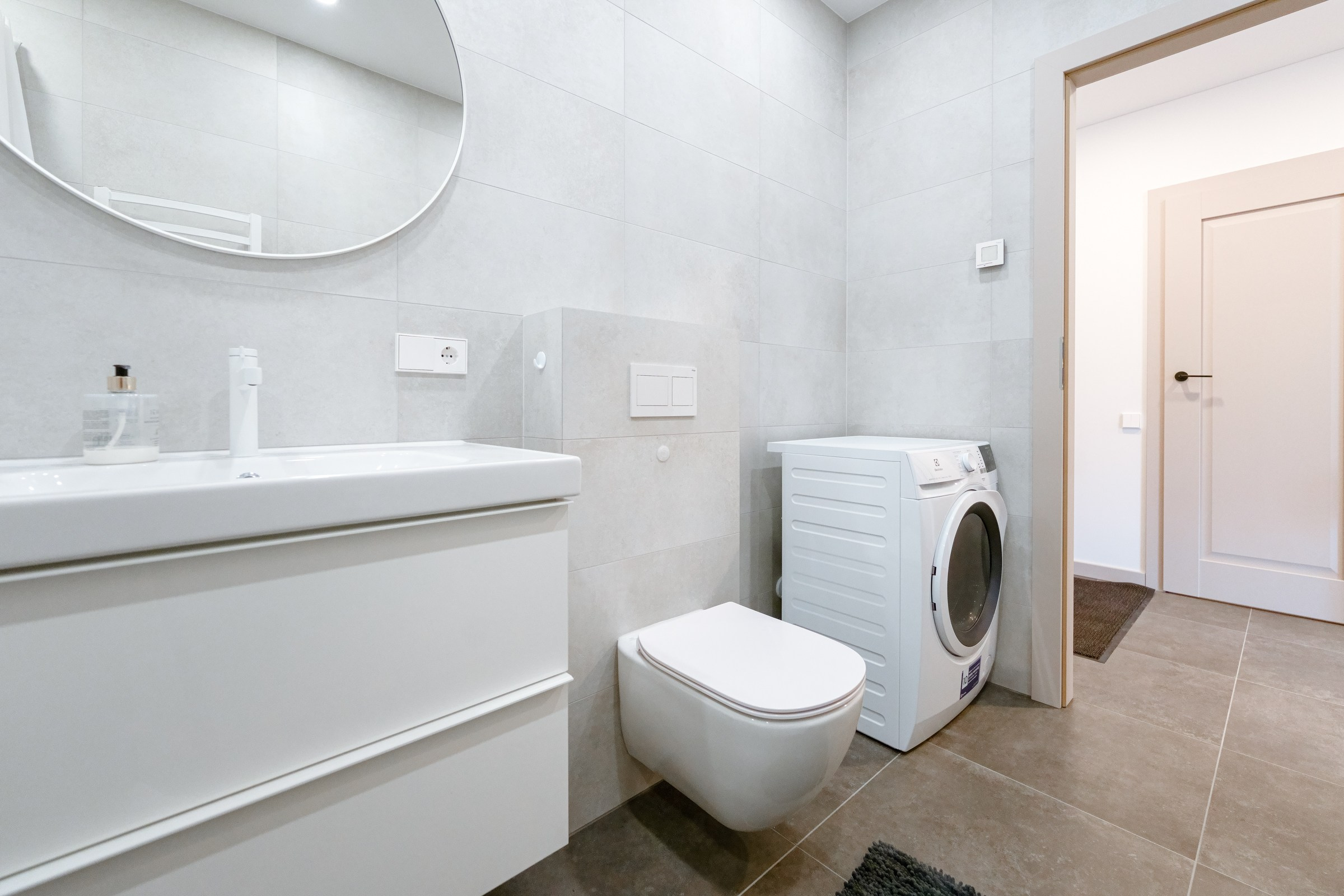 Butas Aguonų g. 17D. Elina Sapiega fotografė Vilniuje