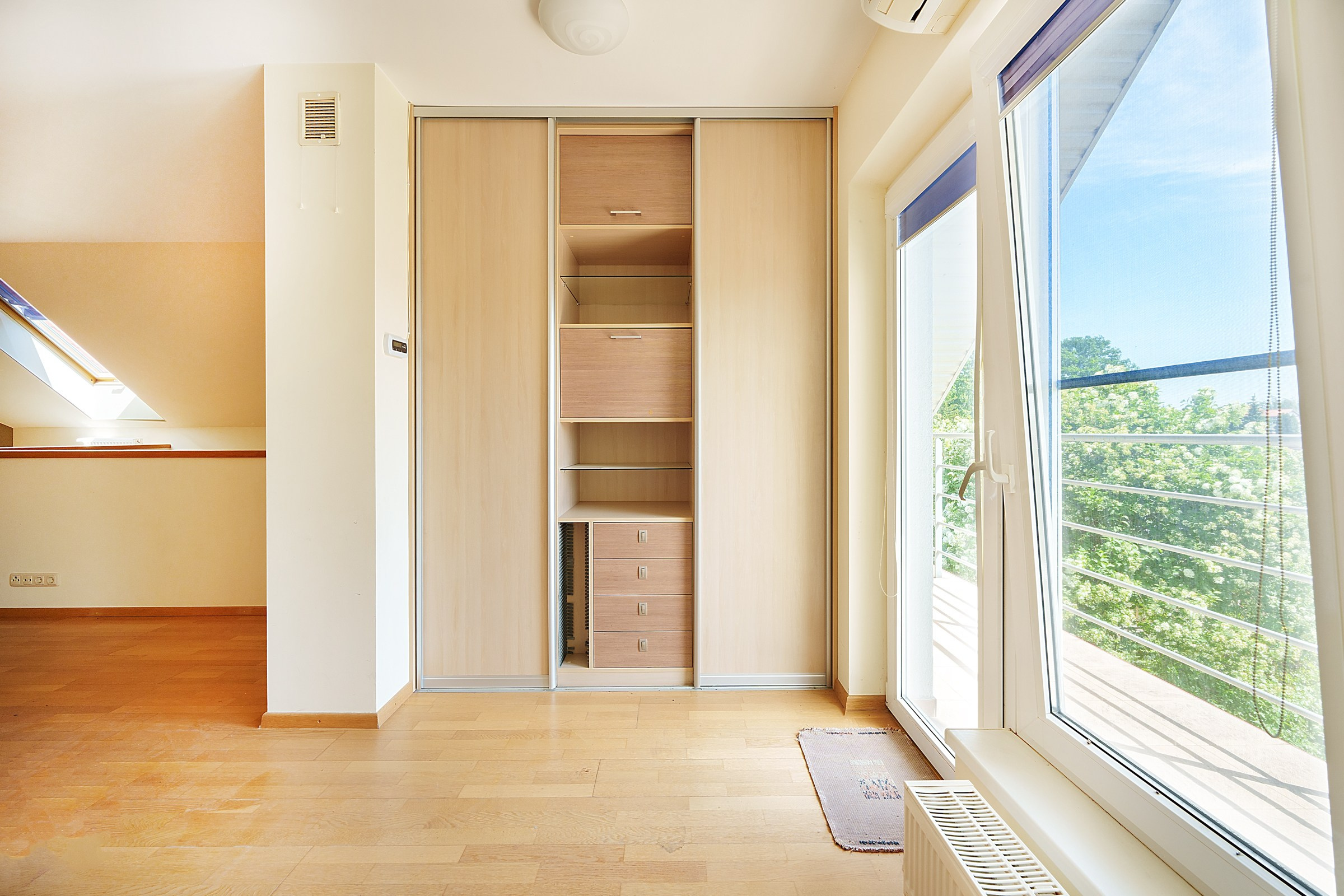 Bukiškės, Jaunimo g. Elina Sapiega fotografė Vilniuje