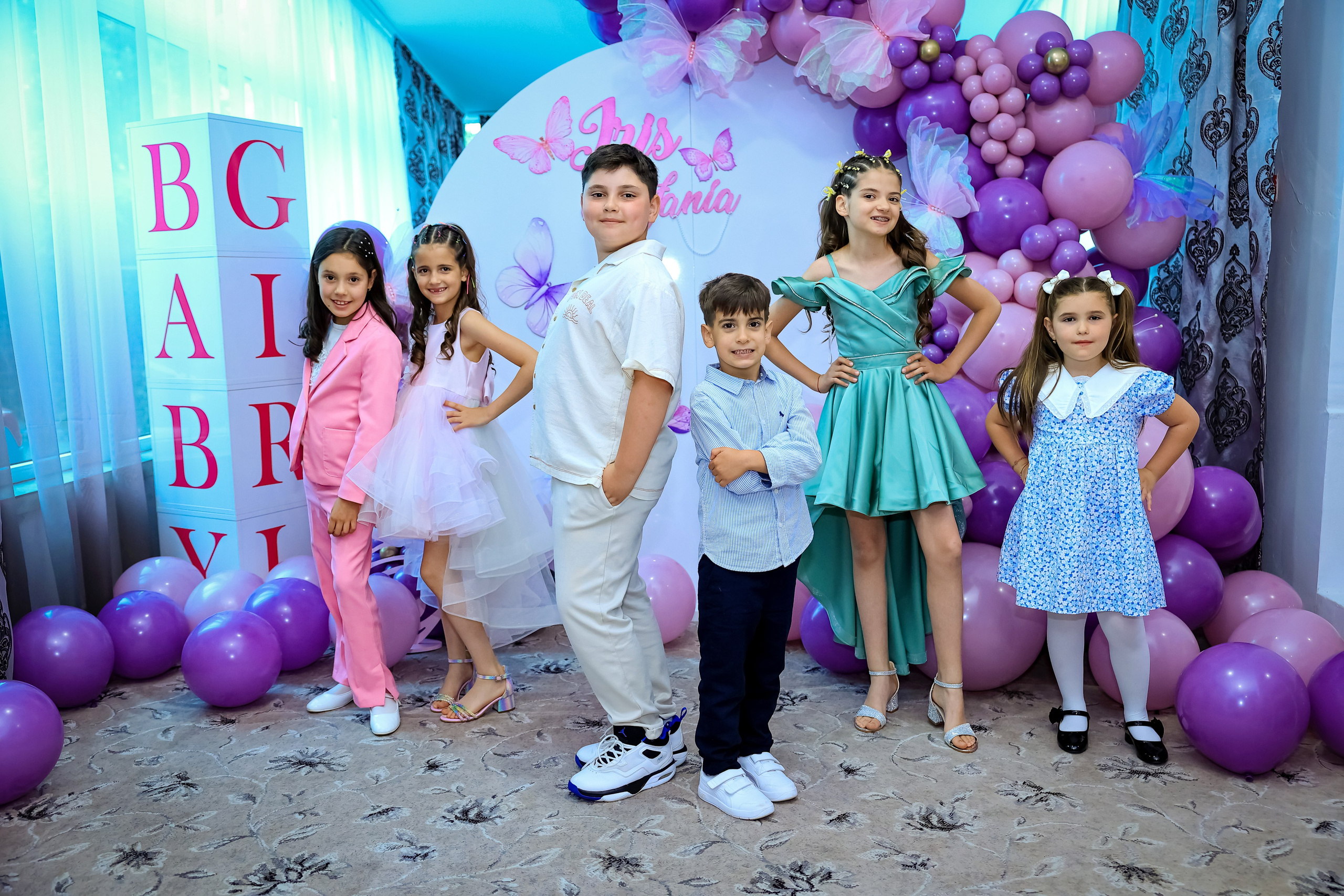 Iris Stefania. Moments By Gub