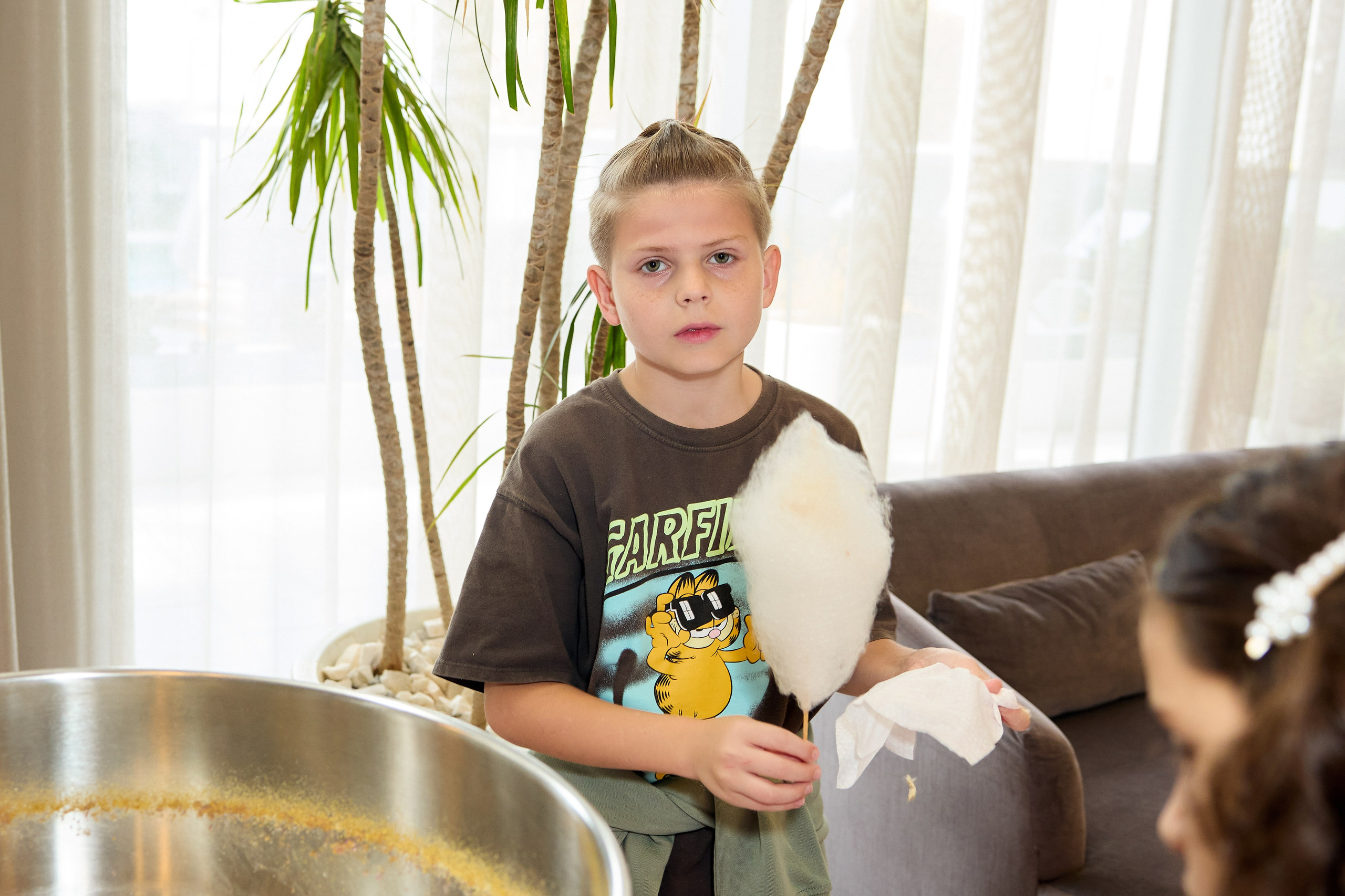 Авторская благотворительная художественная выставка Дианы Бортник. Фотограф Юлия Маковеева