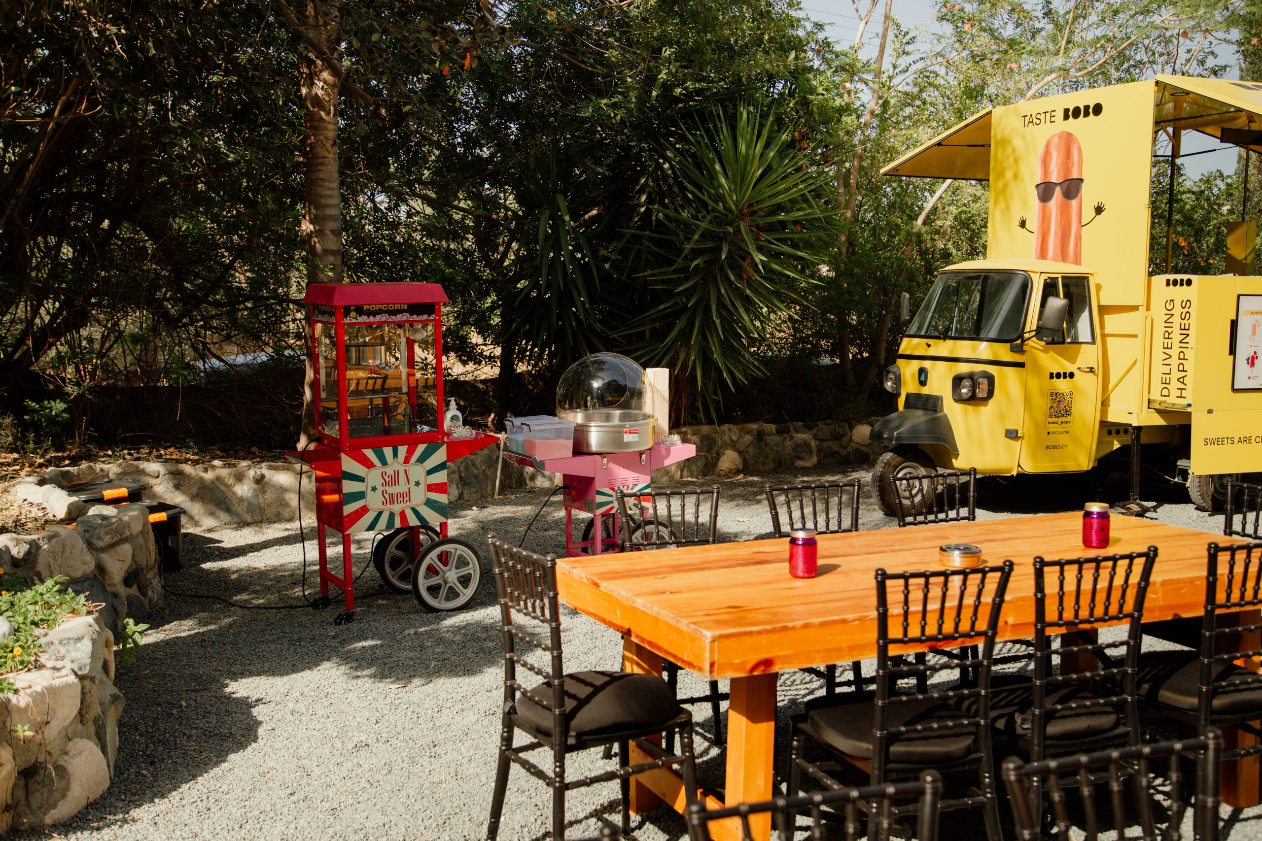 Payabl. Summer Party. Family and business portrait’s photographer in Cyprus