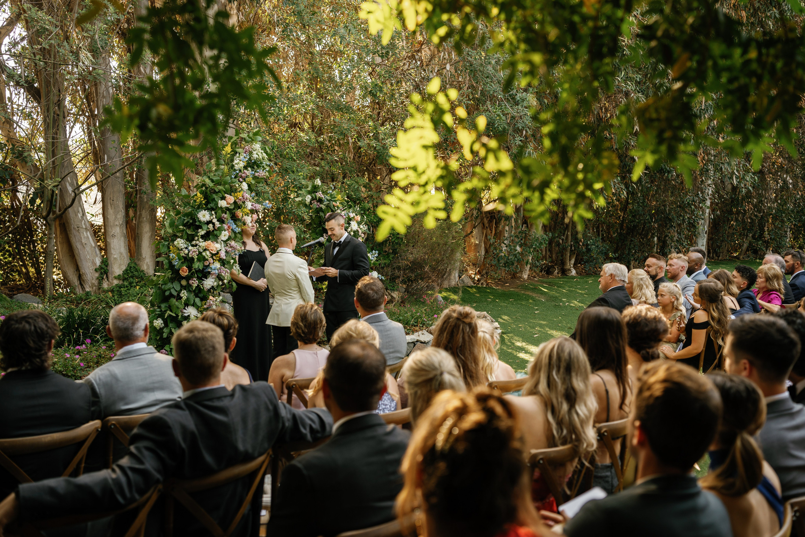 LGBT wedding photographer in California. Wedding Photography & Videography Team in California, Los Angeles, San Francisco, San Diego and Travel