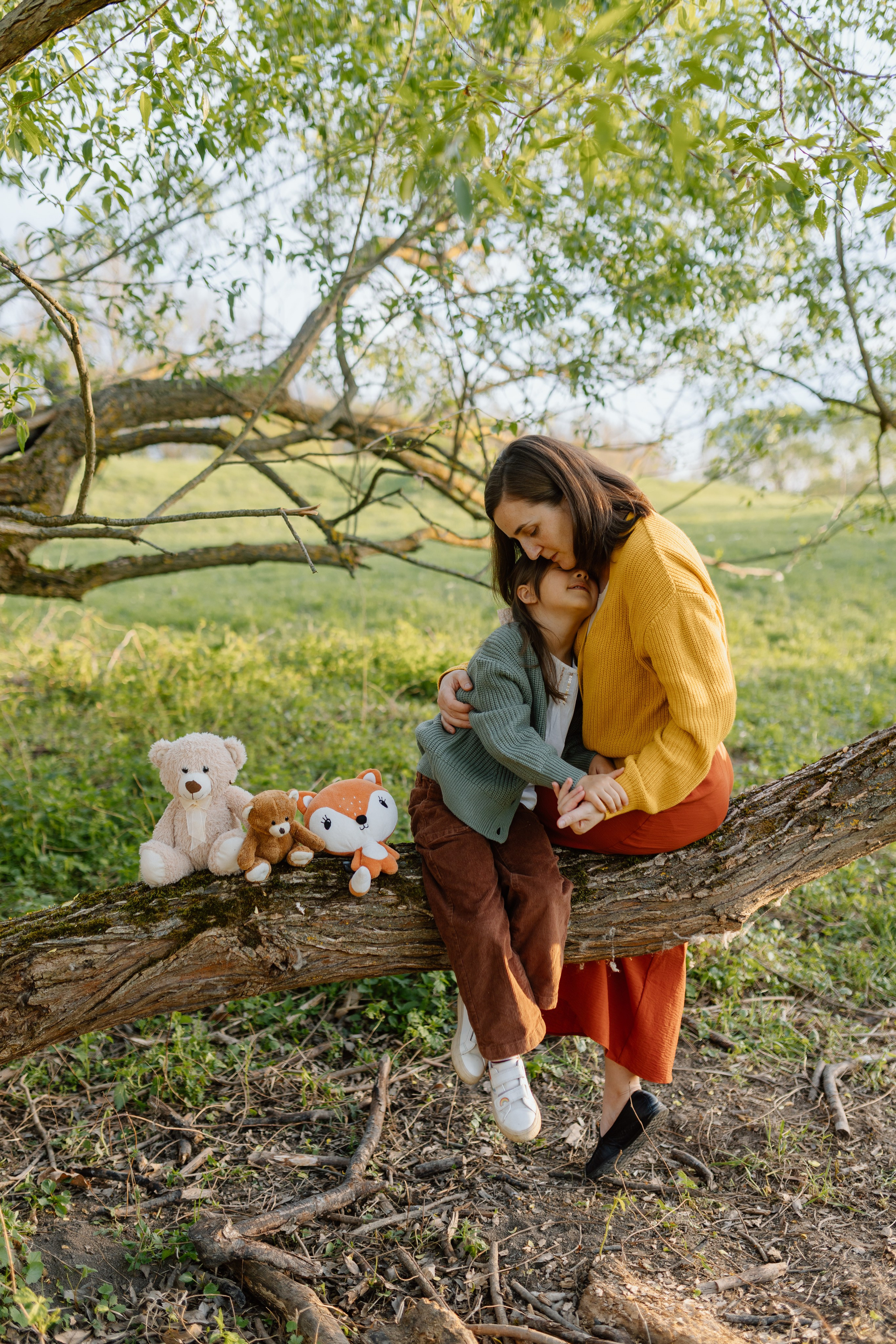 Cristina & Elena — Family. Main