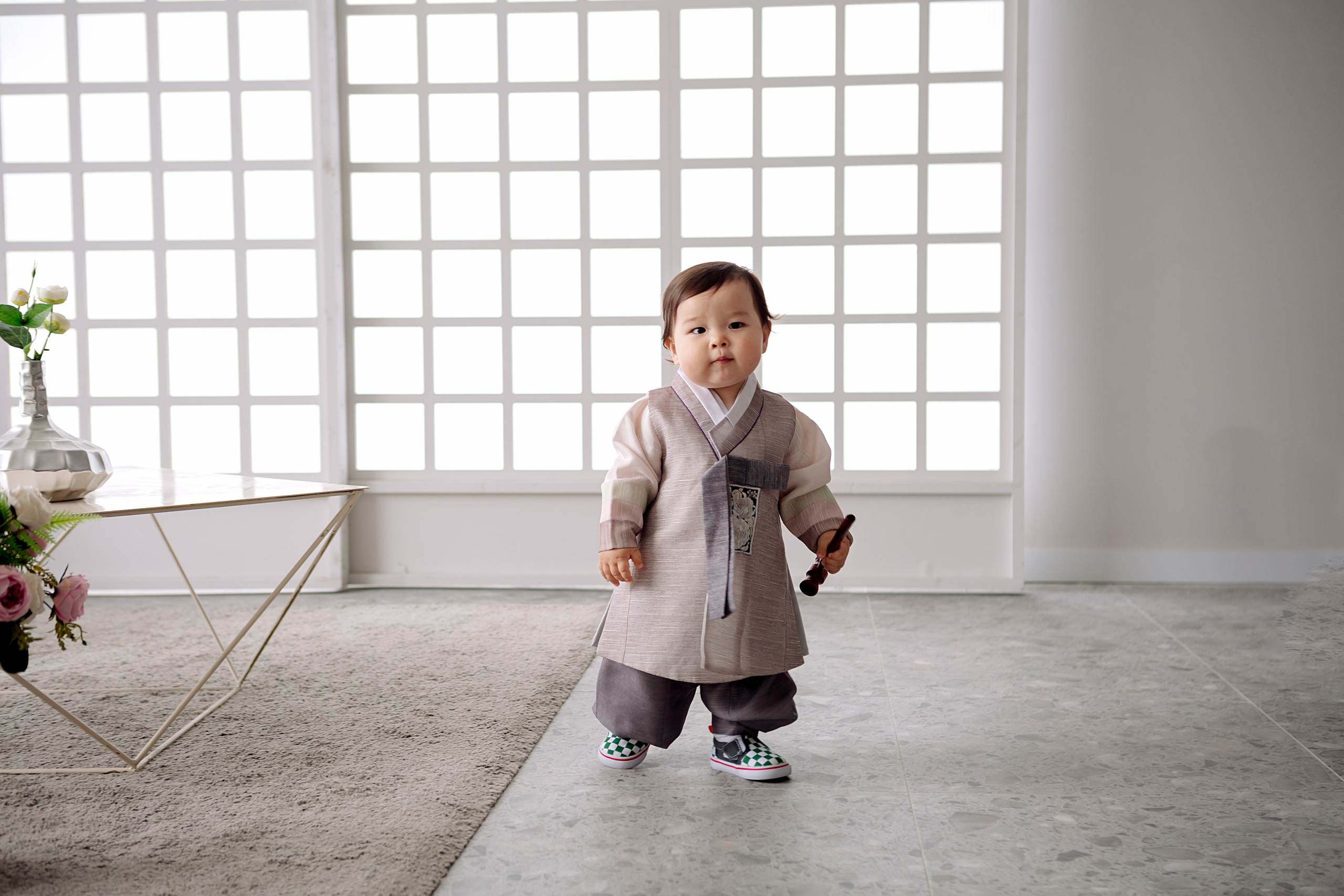 Тимофей в студии. Фотограф беременности, ньюборн и годовасиков в Корее Жанна Хан