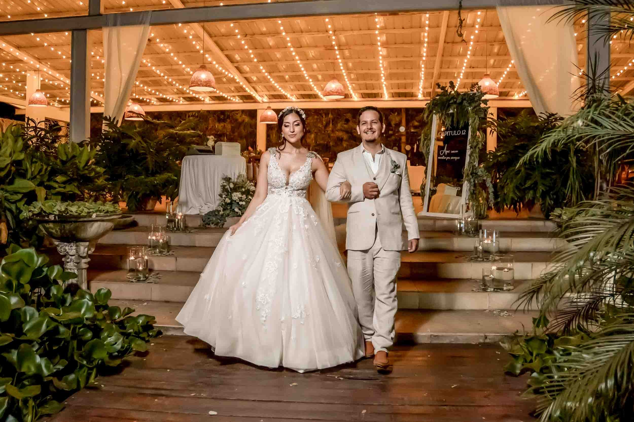 Boda en Cali. Hacienda Entre Rios - Daniela & Rodrigo. Karen Ortiz Photography / Fotógrafo profesional en Cali - Colombia