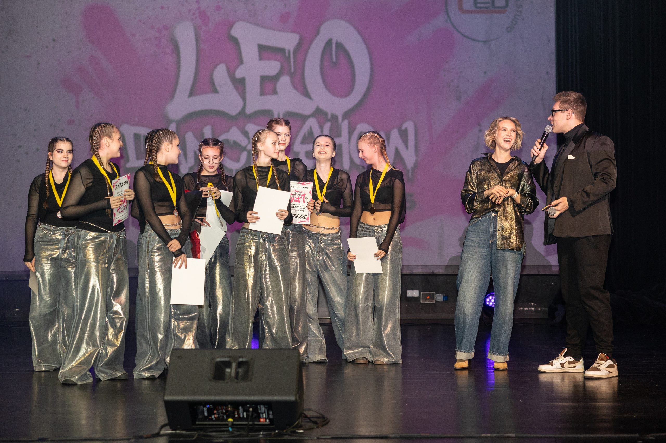 LEO DANCE SHOW WINTER 2025. Семейный и детский фотограф в Варшаве Мила Бобровская