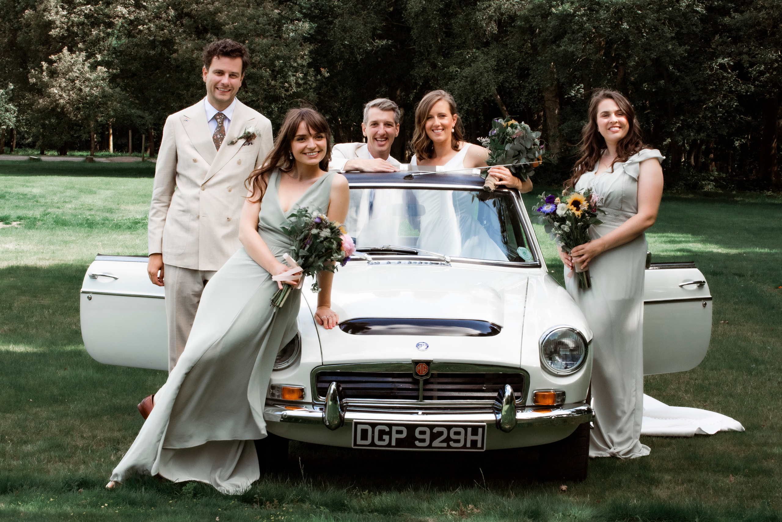 Family and Wedding. Photographer Anya Goldenberg. Works in Reading and surrounding areas