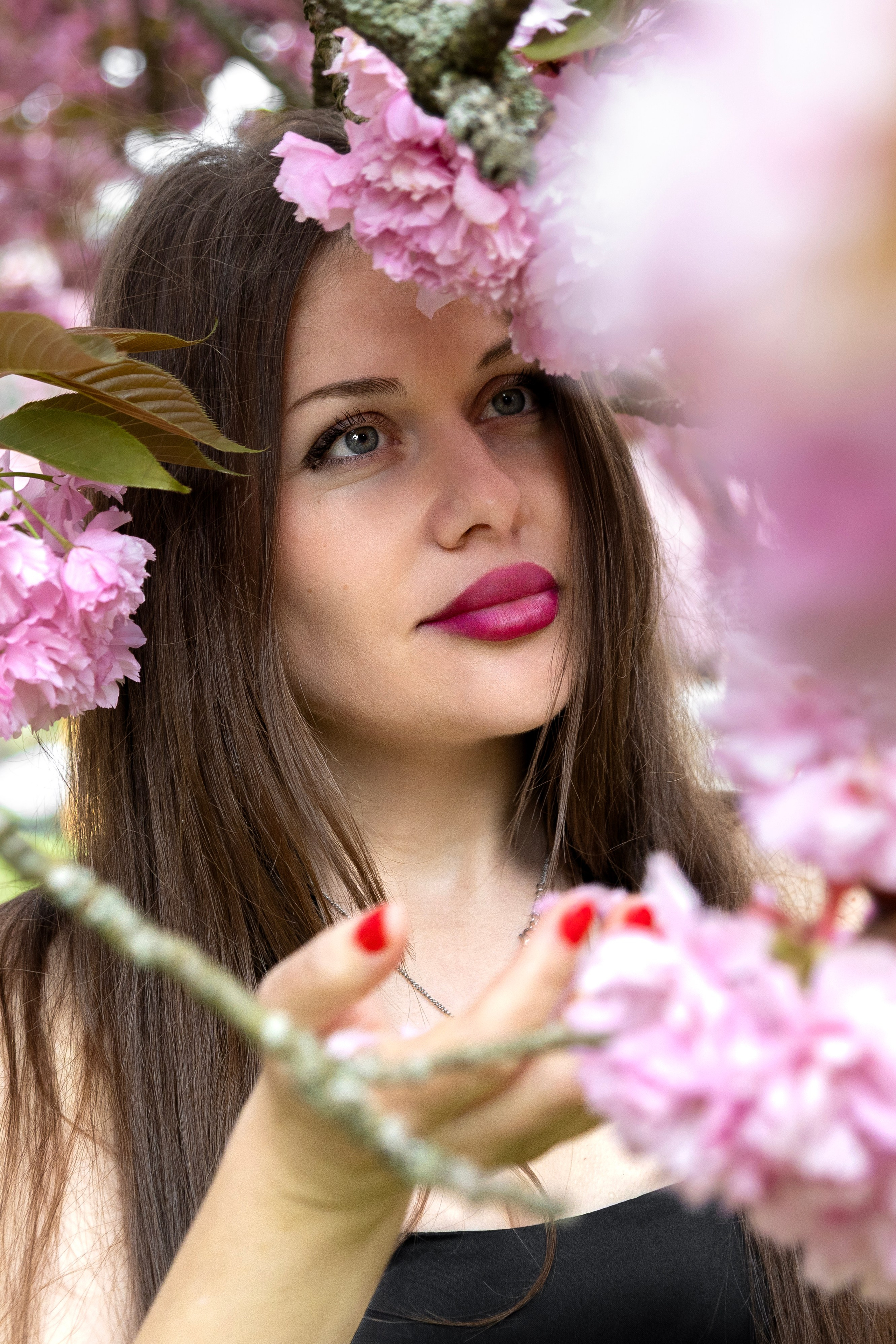 Shooting La Defence cu Lenuta. Wedding, event and family photographer in Paris, Emilian Olaru