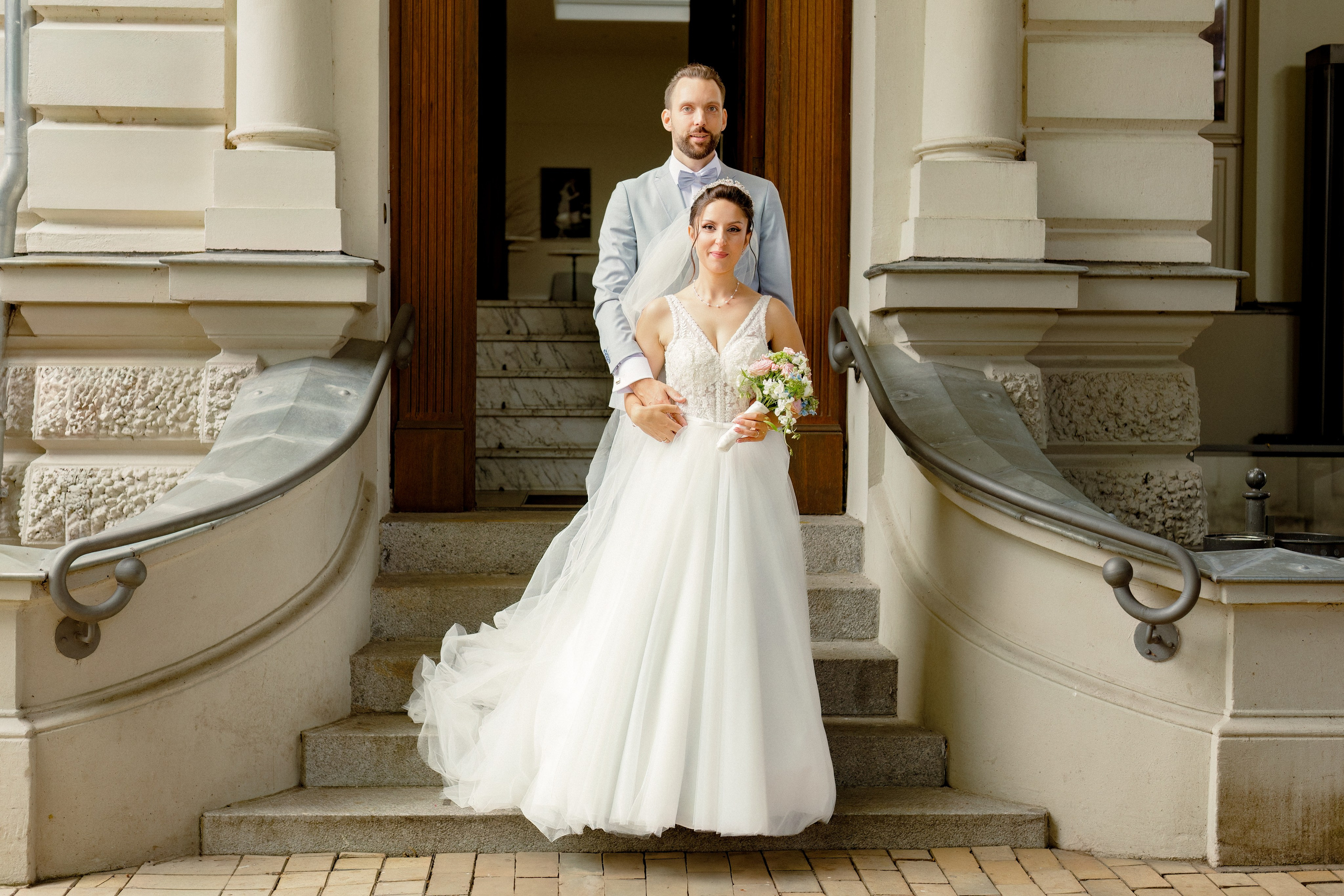 Hochzeitsfotografie in der Weißen Villa Elmshorn | Historischer Charme in Schleswig-Holstein. Hochzeitsfotograf und Hochzeitsvideograf aus Hamburg | Roka21Film