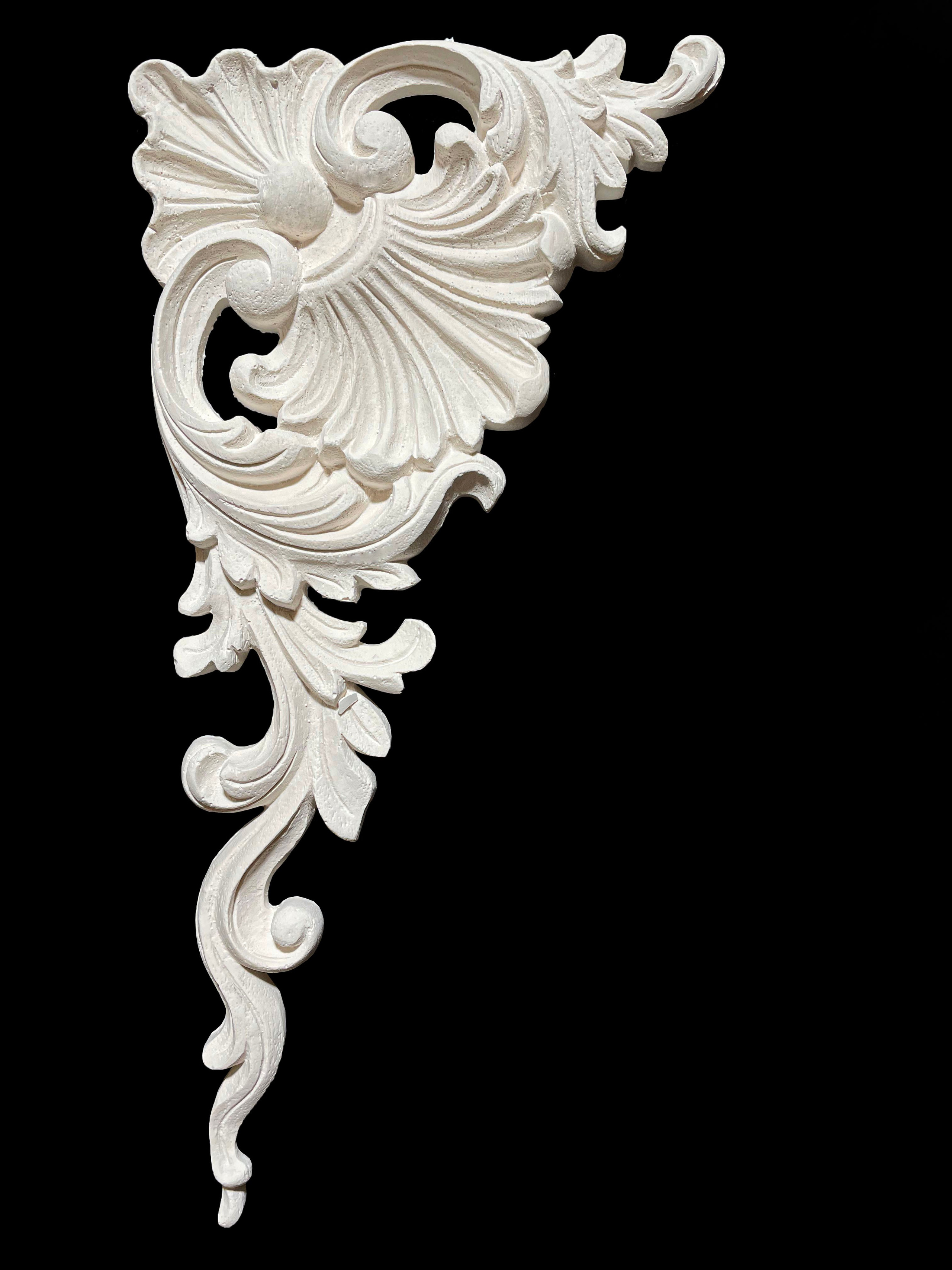 Corners. Plaster molding