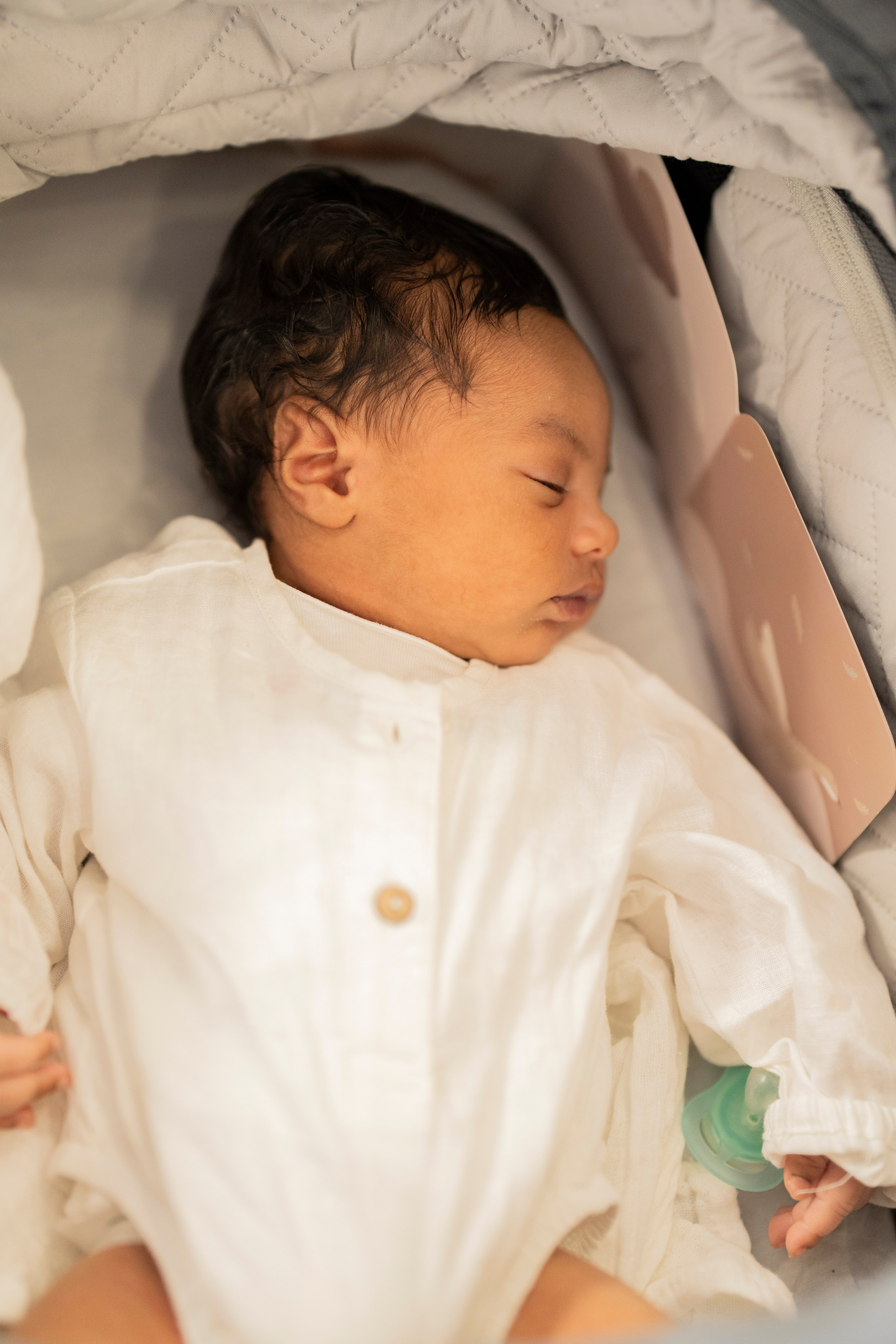 משפחת סלומון. יוסף מזרחי צילום חתונה, ברית וזוגיות. צלם מקצועי שאוהב להוציא אתכם הכי יפים ברגעים הכי מרגשים