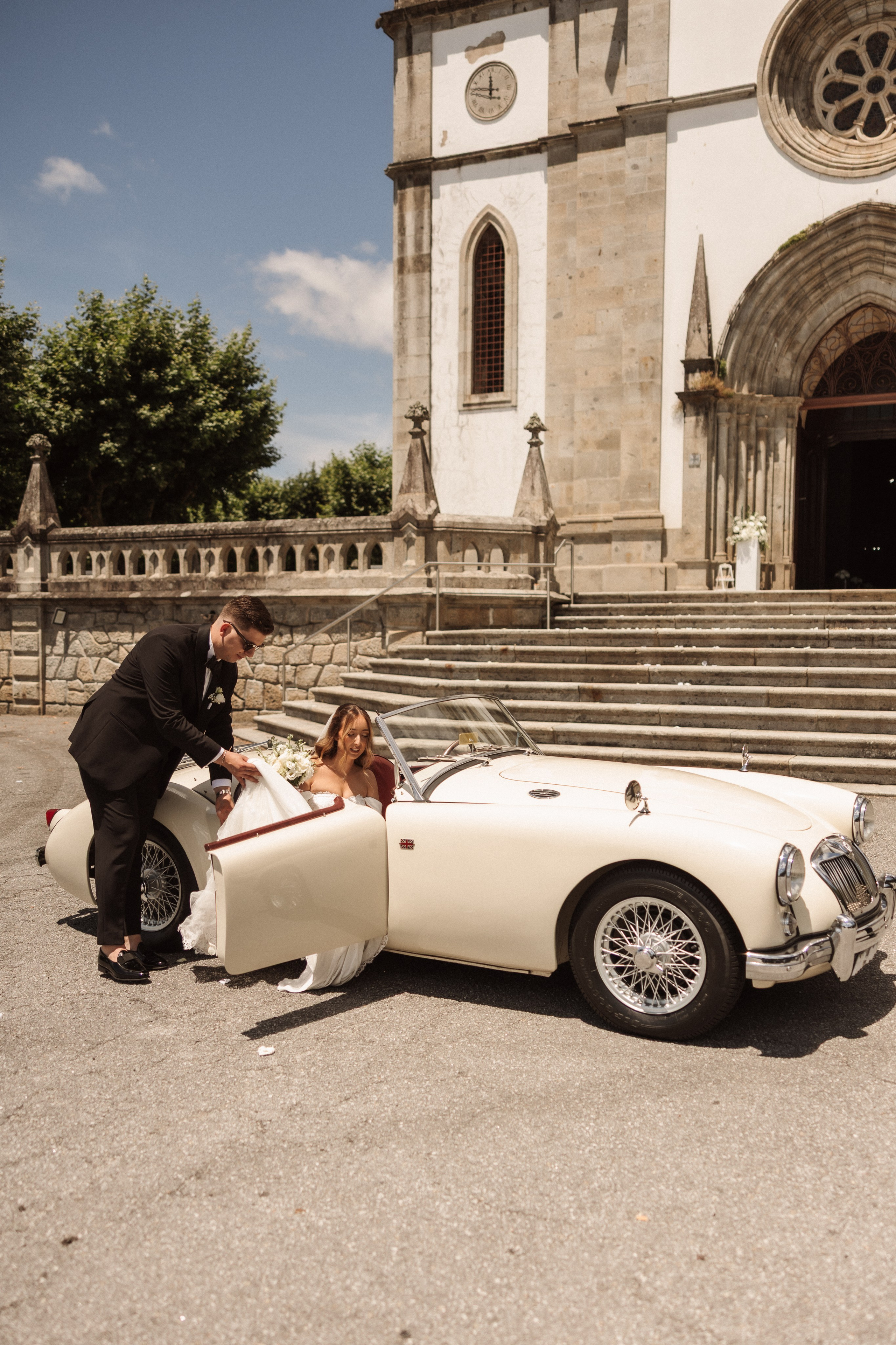 Sara & Mário. Destination Wedding Photographer in Portugal | Alexandra Mieres Photography