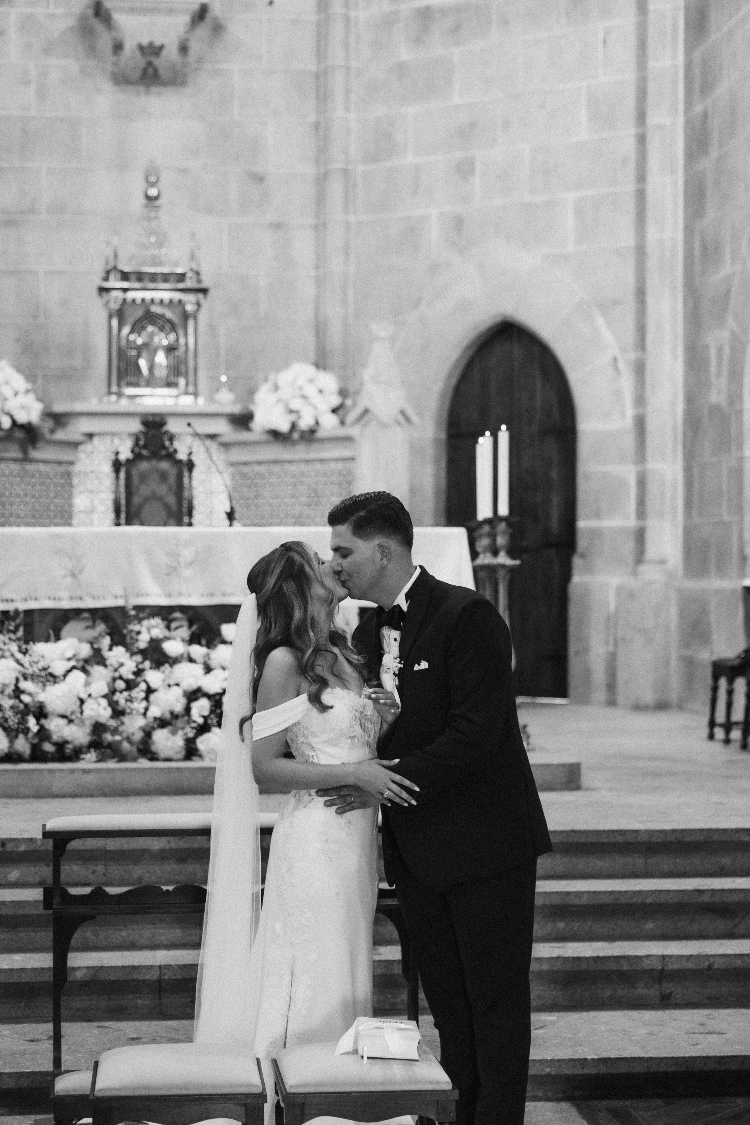 Sara & Mário. Destination Wedding Photographer in Portugal | Alexandra Mieres Photography