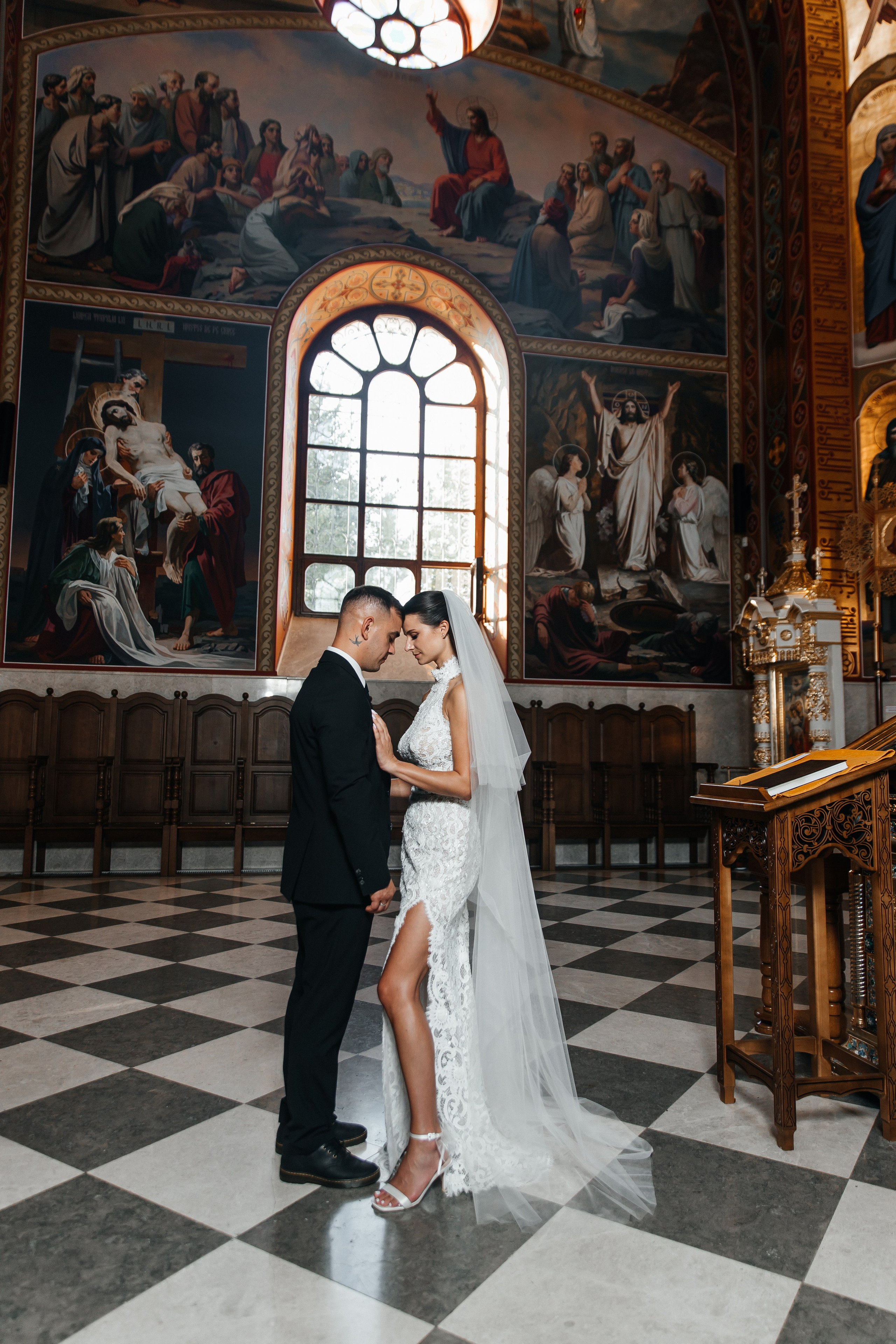 Daniel & Nicoleta. BUREA PRODUCTION