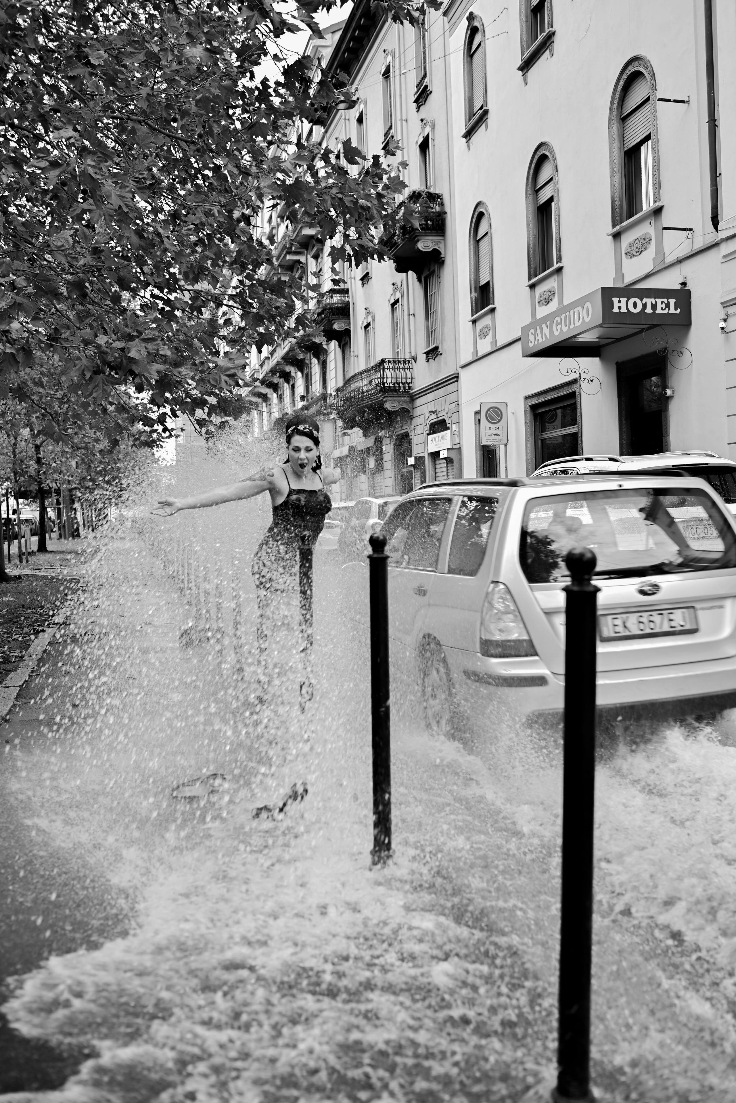 Scatti per far andare l’acqua di traverso all’ex