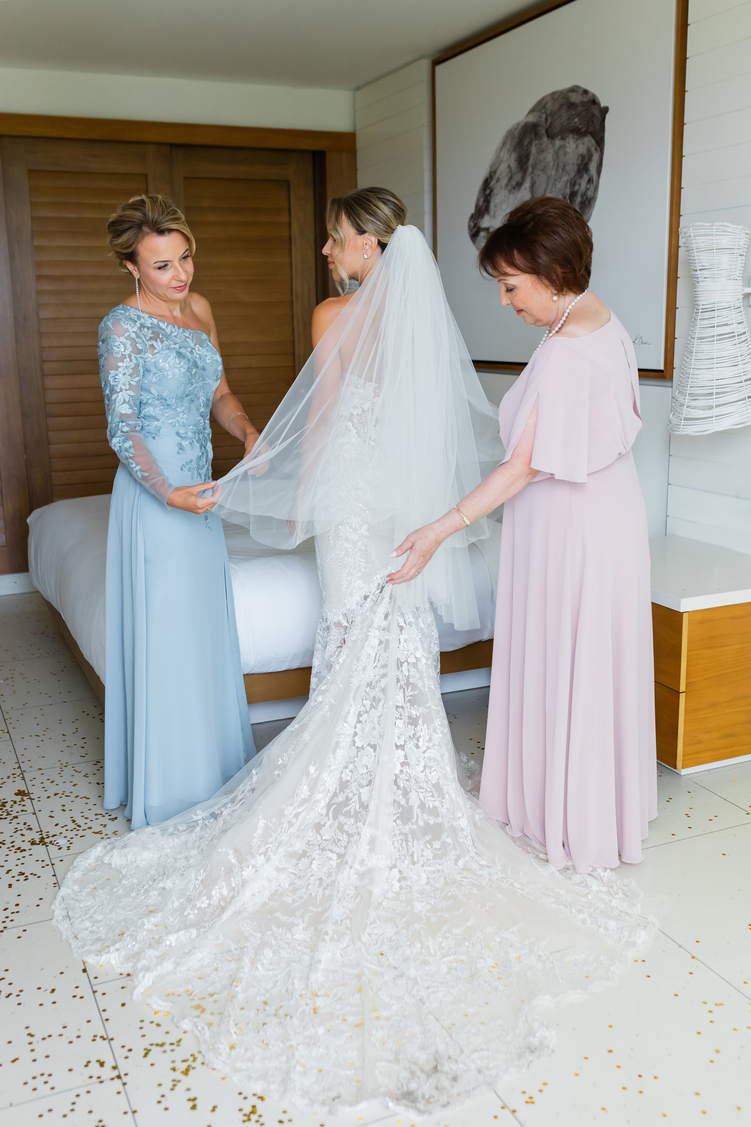 Diana and Filippe Bahamas Wedding. Family and Event photographer in Homestead and Miami areas of Florida