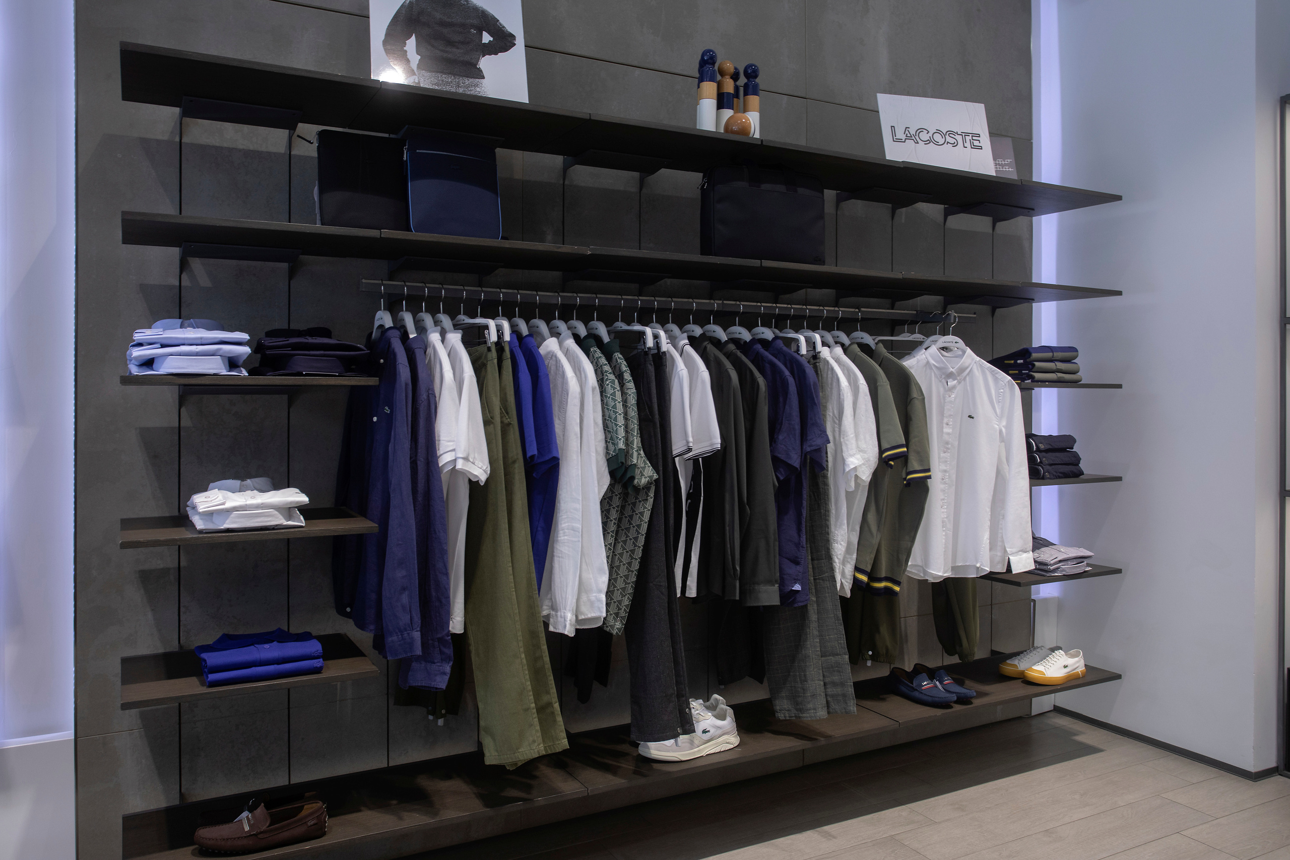 Интерьер Lacoste. Жданова Дарья Фотограф Ташкент