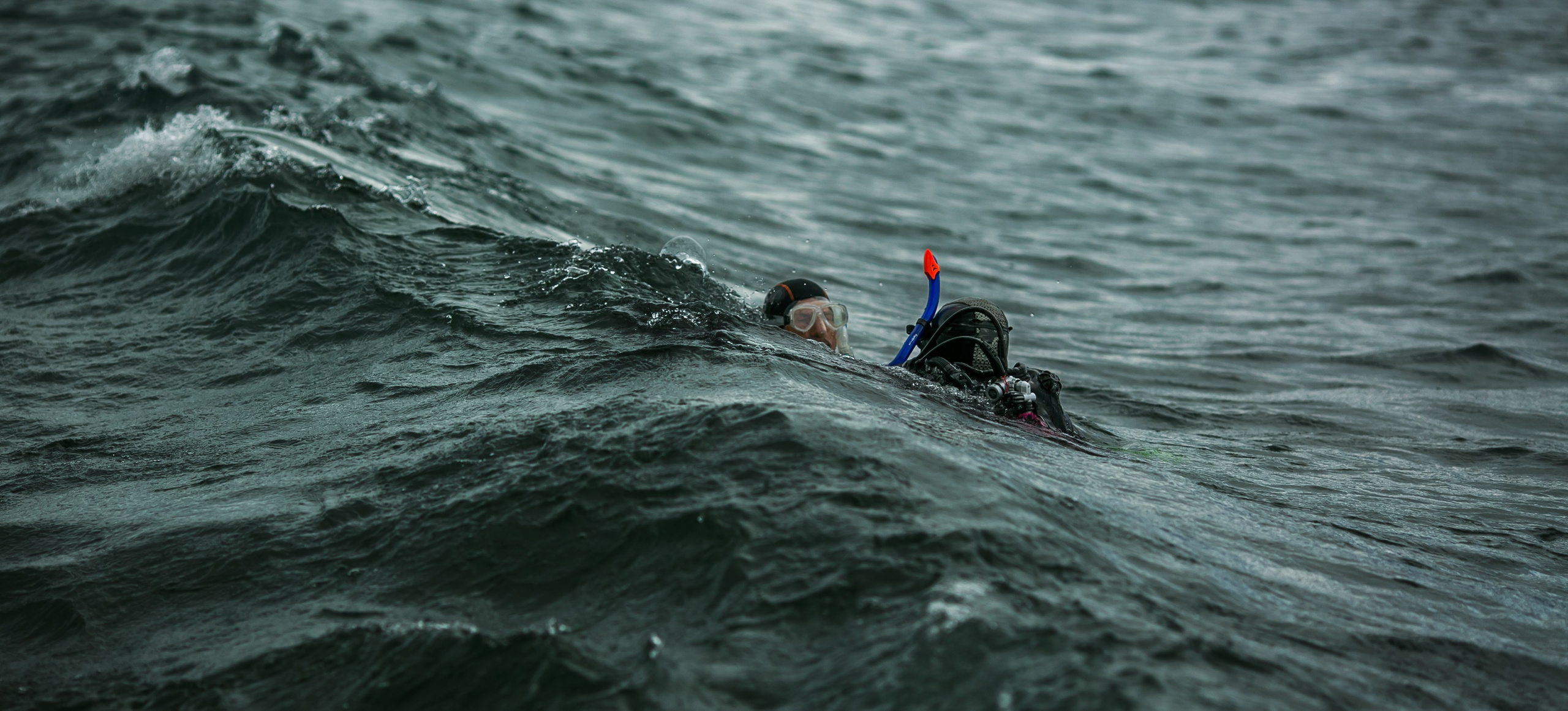 Diving in lausanne. 2025. Portret photographer in Switzerland Artur Magpie