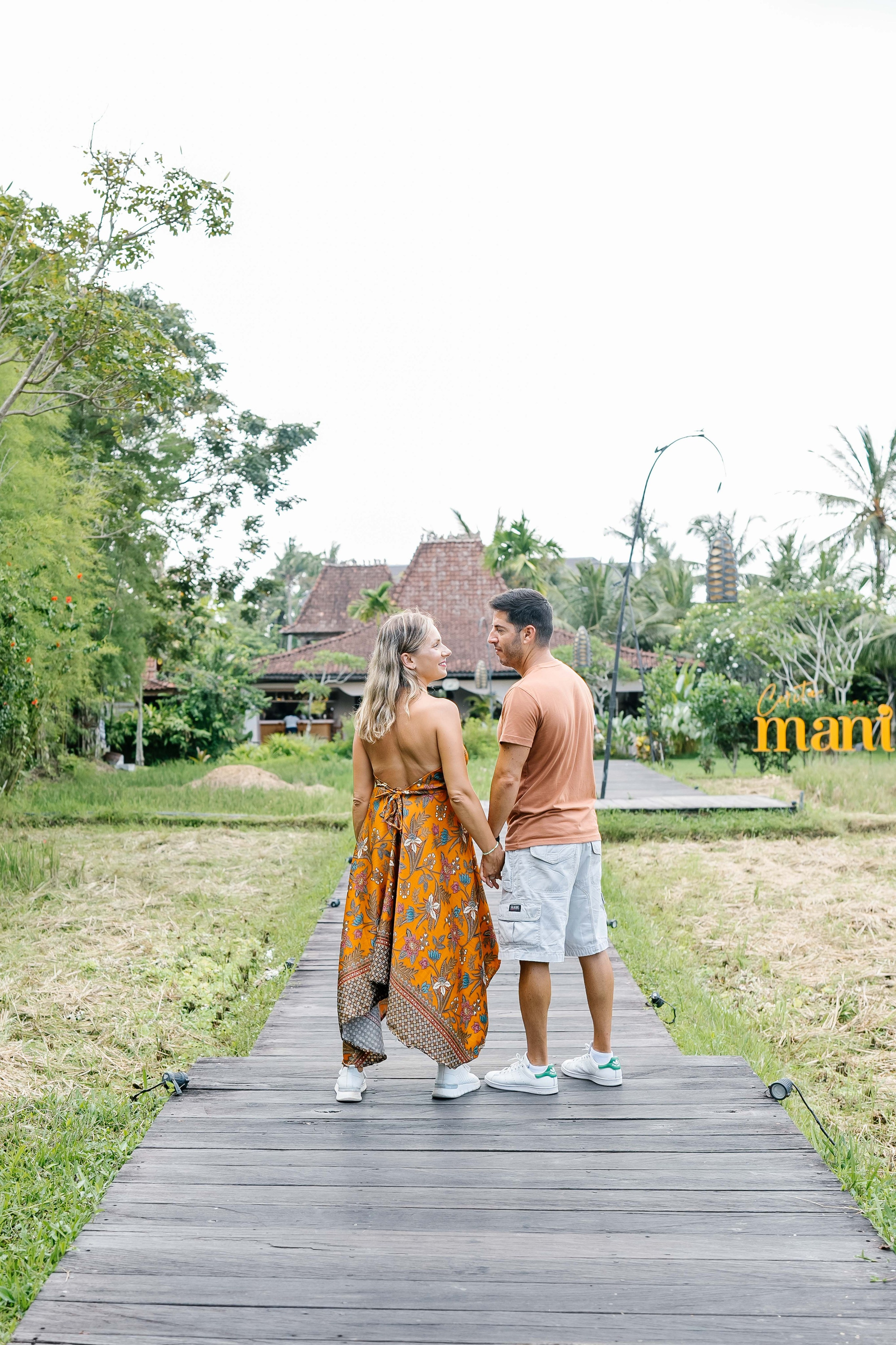Honeymoon Photoshoot in bali. Female Photographer in Bali