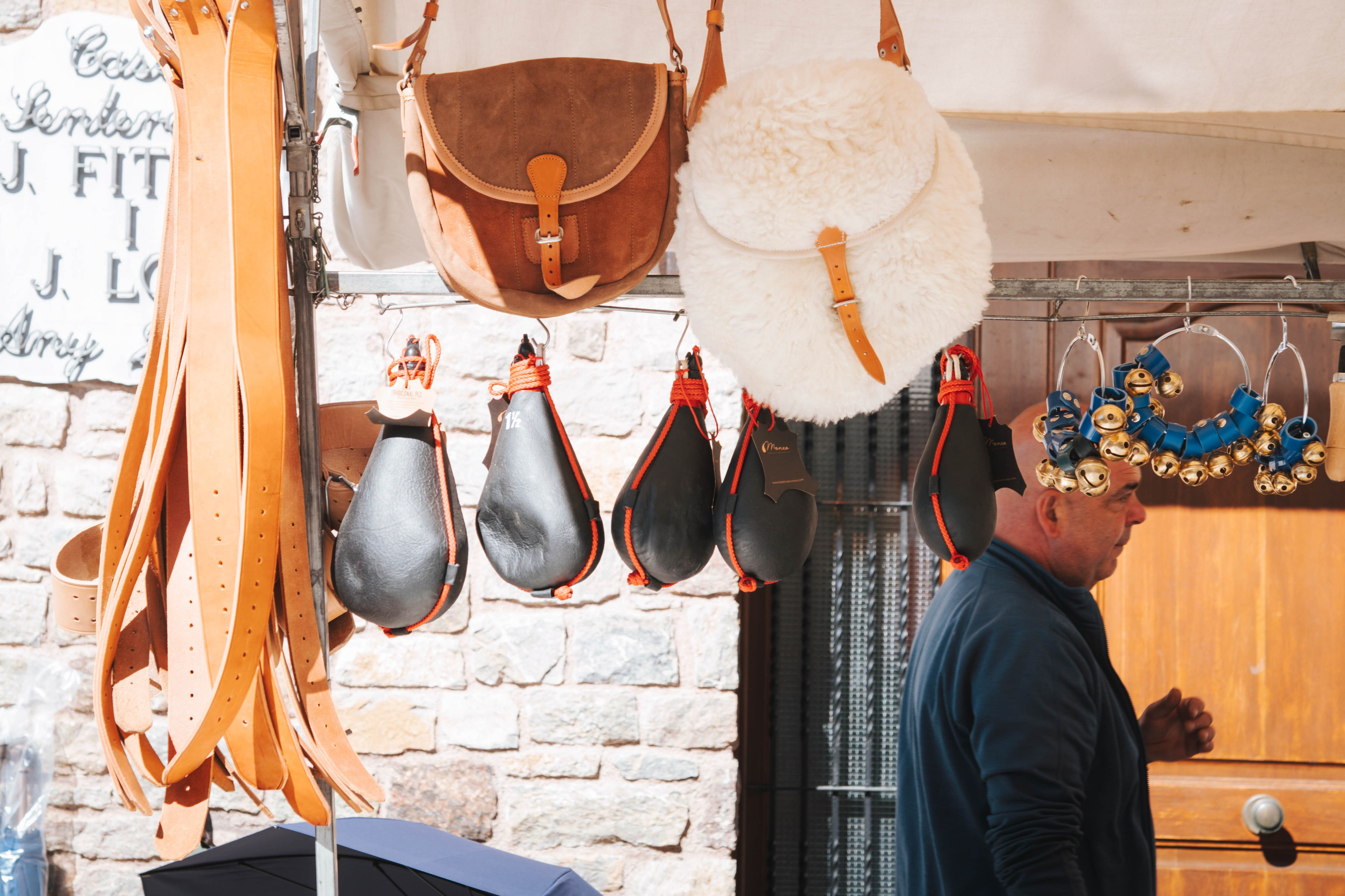 Mercadillo, La Pobleta de Bellveí. Alba del Norte Studio