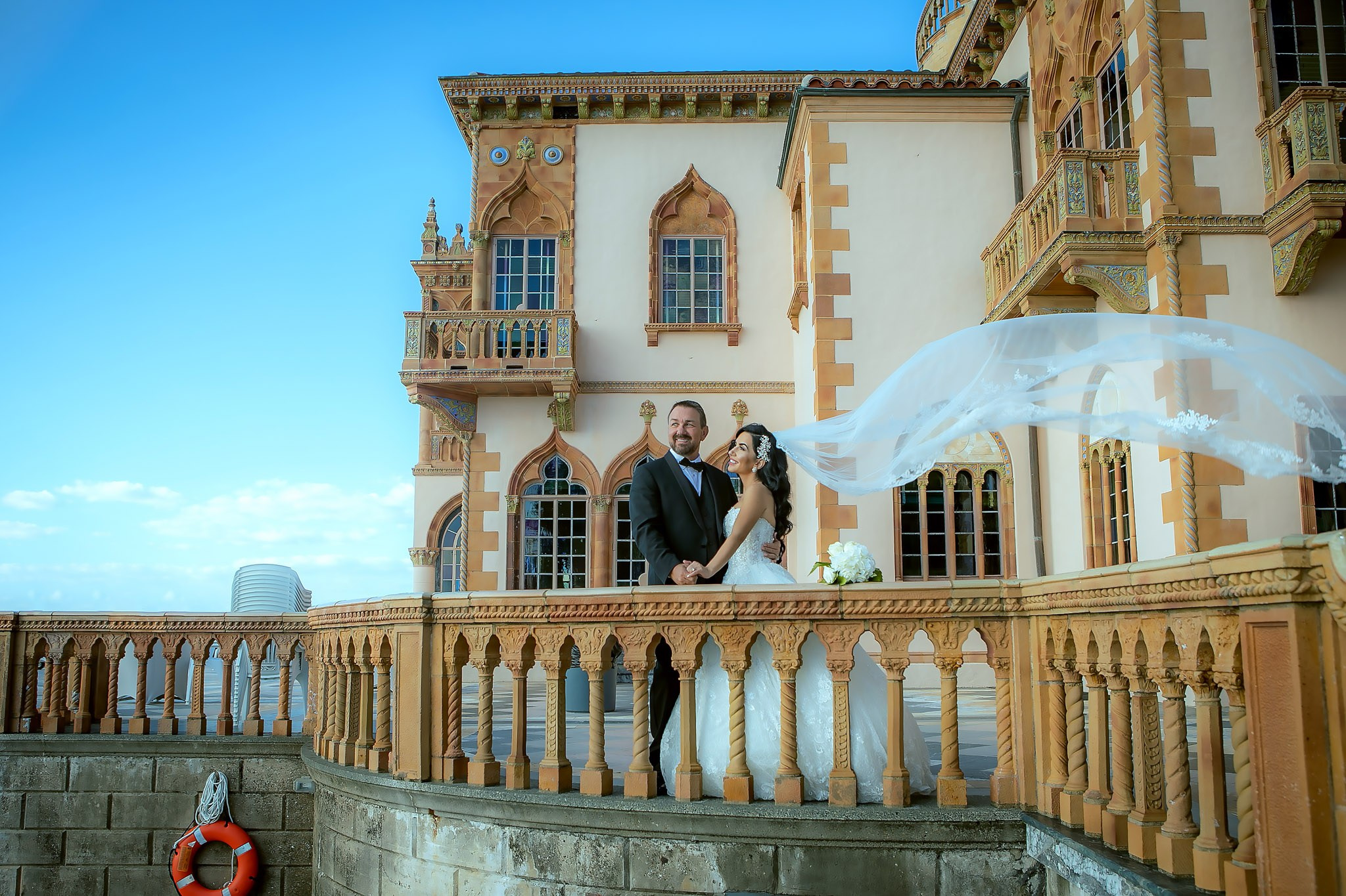 WEDDING PHOTOGRAPHY WITH BEAUTY & INTENTION Florida • New York • Chicago • Across the U.S. & Worldwide