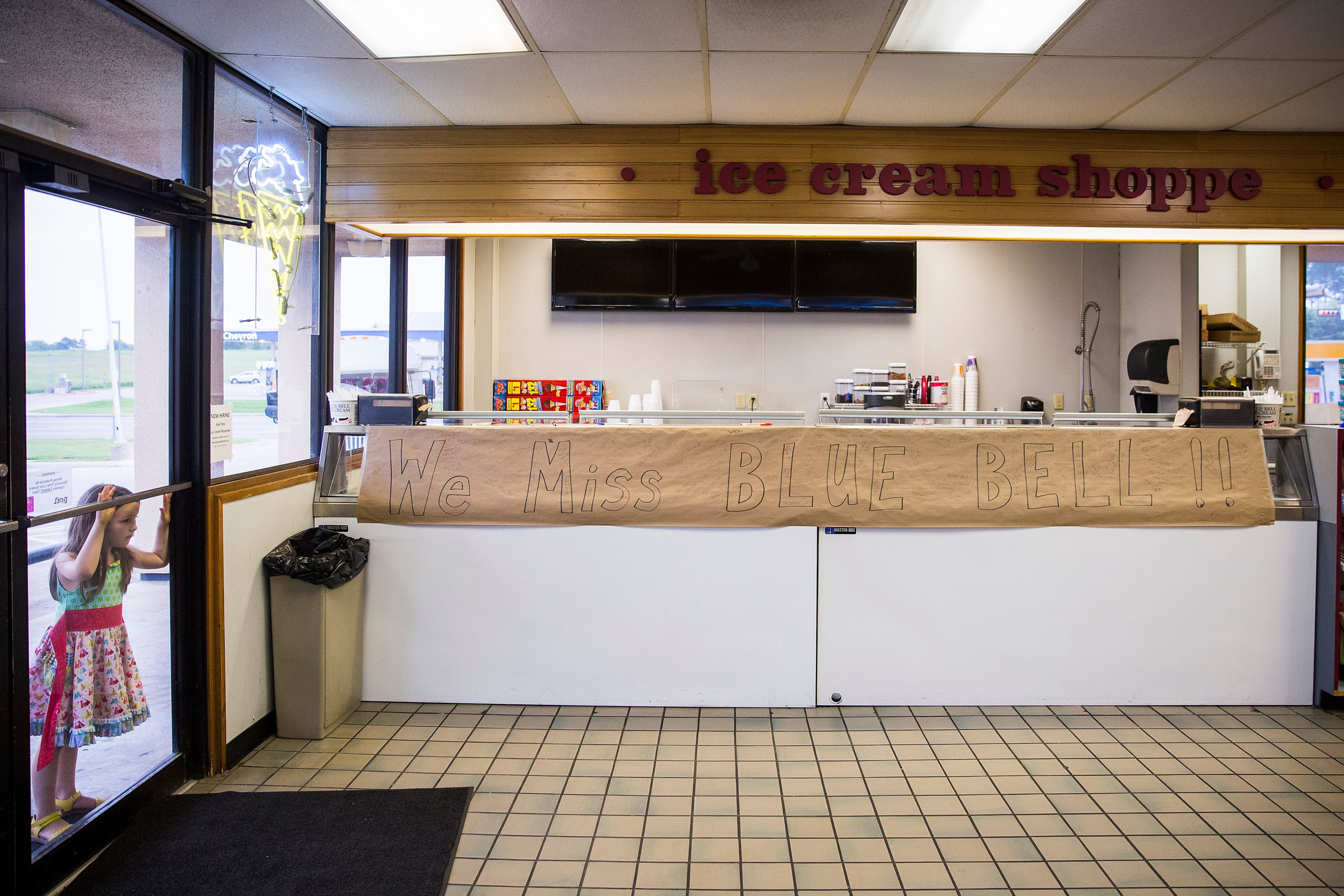 Smiley Pool Photography | Dallas | Texas