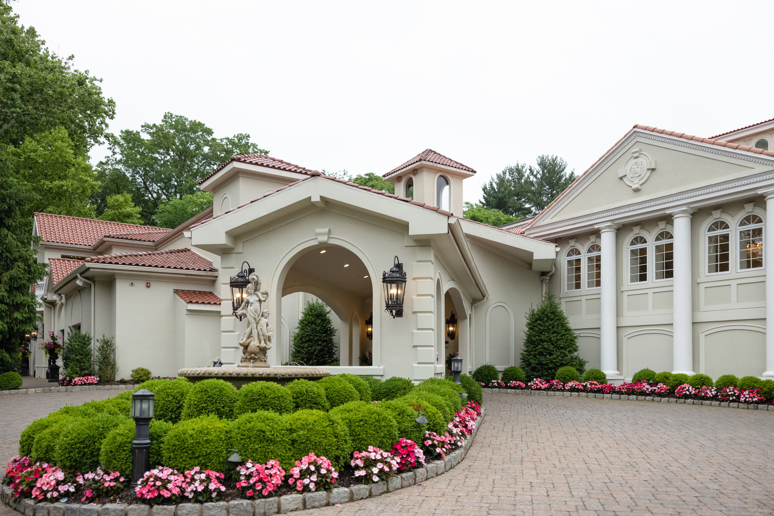 Sean and Rosanna. Wedding Photo & Video