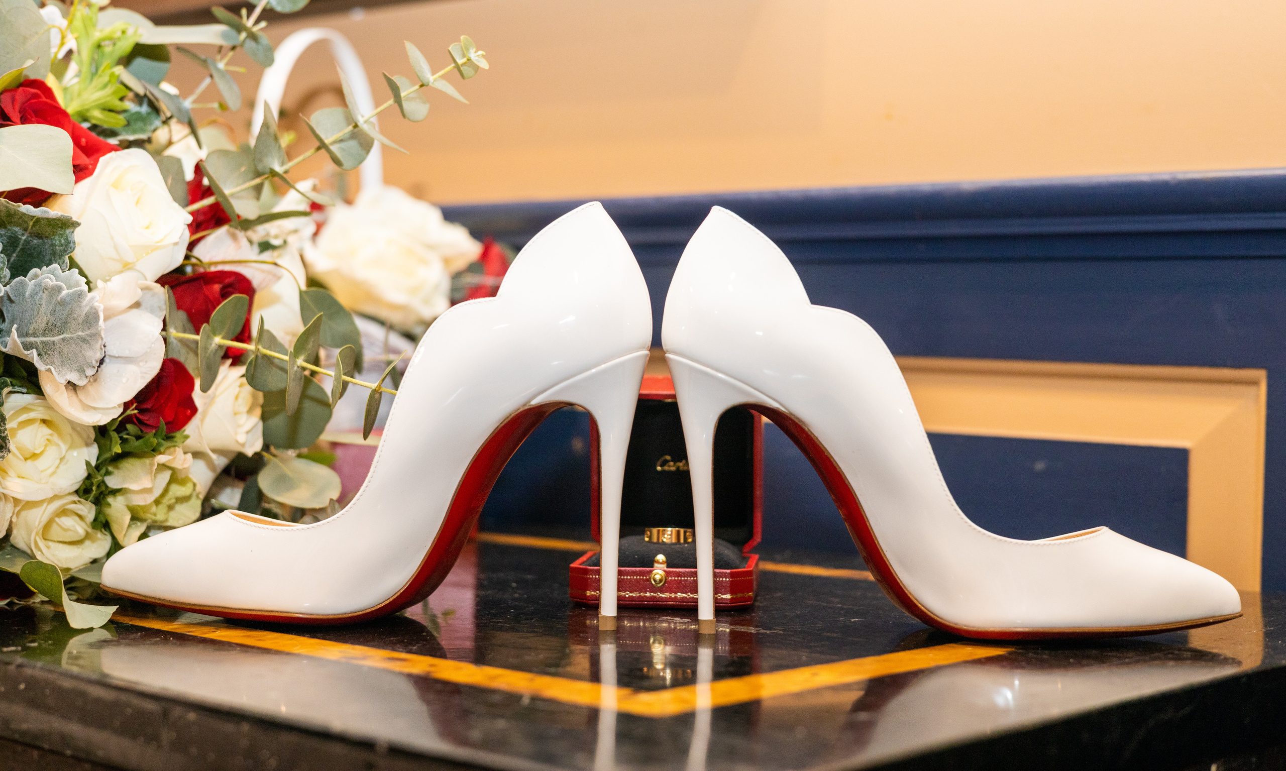 Mr. & Mrs. Burton. Wedding Photo & Video