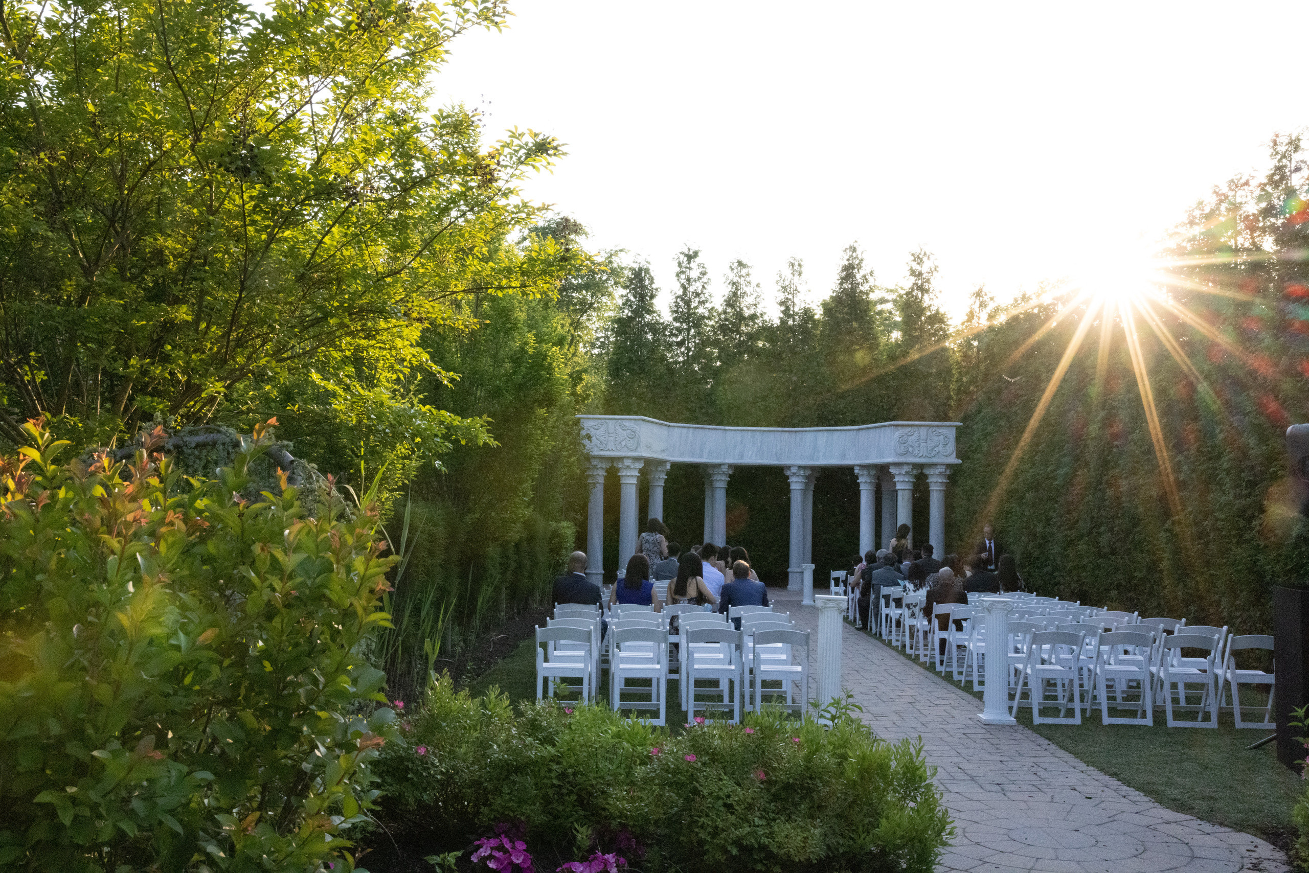 Karen and Edwin. Wedding Photo & Video