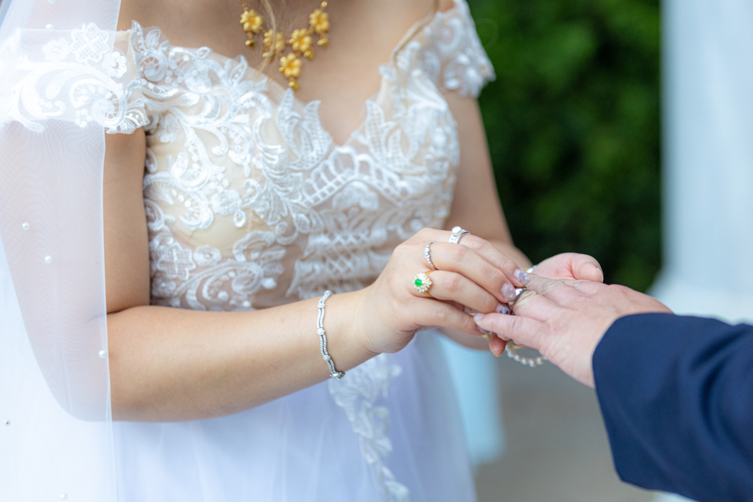 Karen and Edwin. Wedding Photo & Video