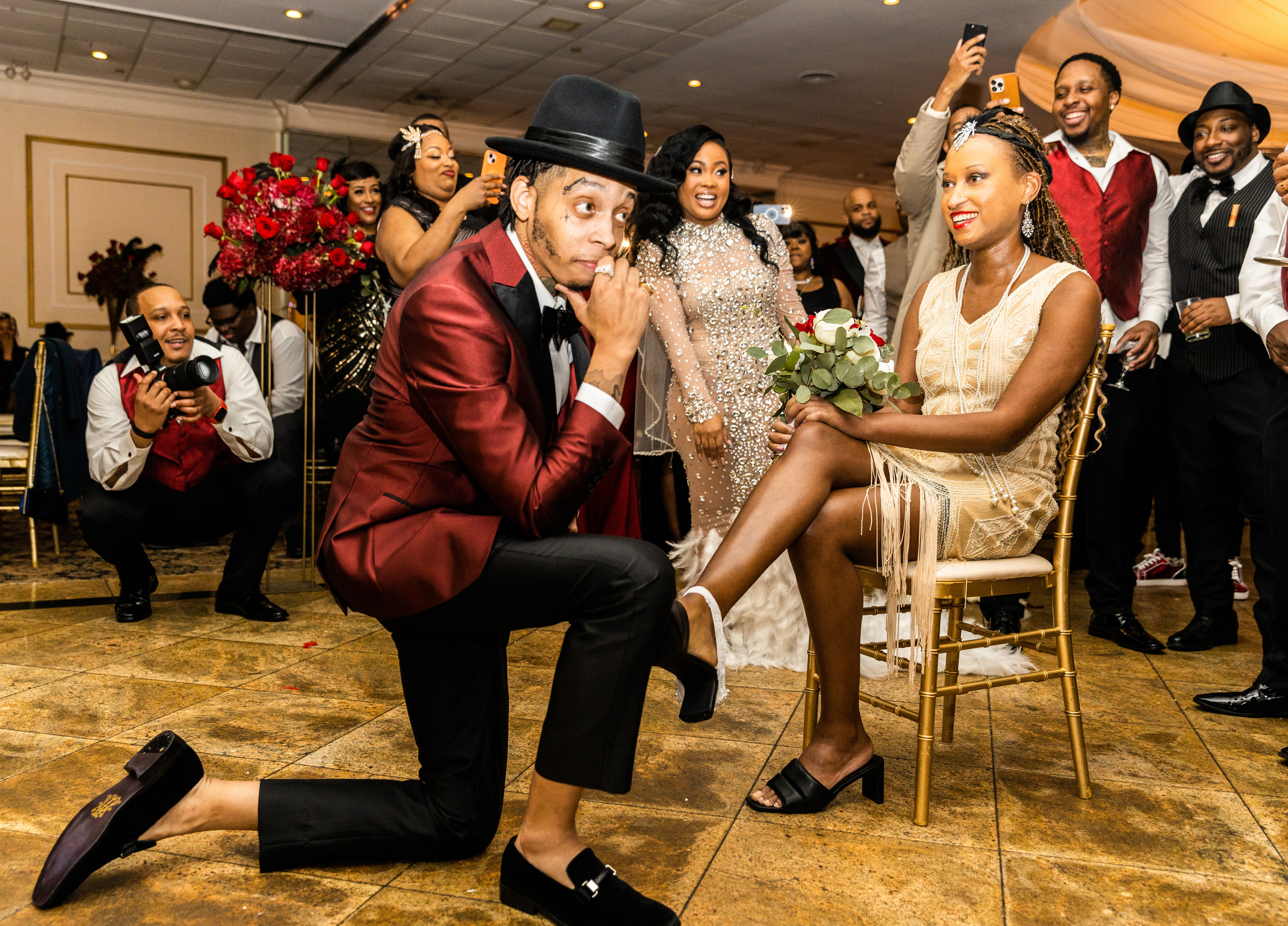 Mr. & Mrs. Burton. Wedding Photo & Video