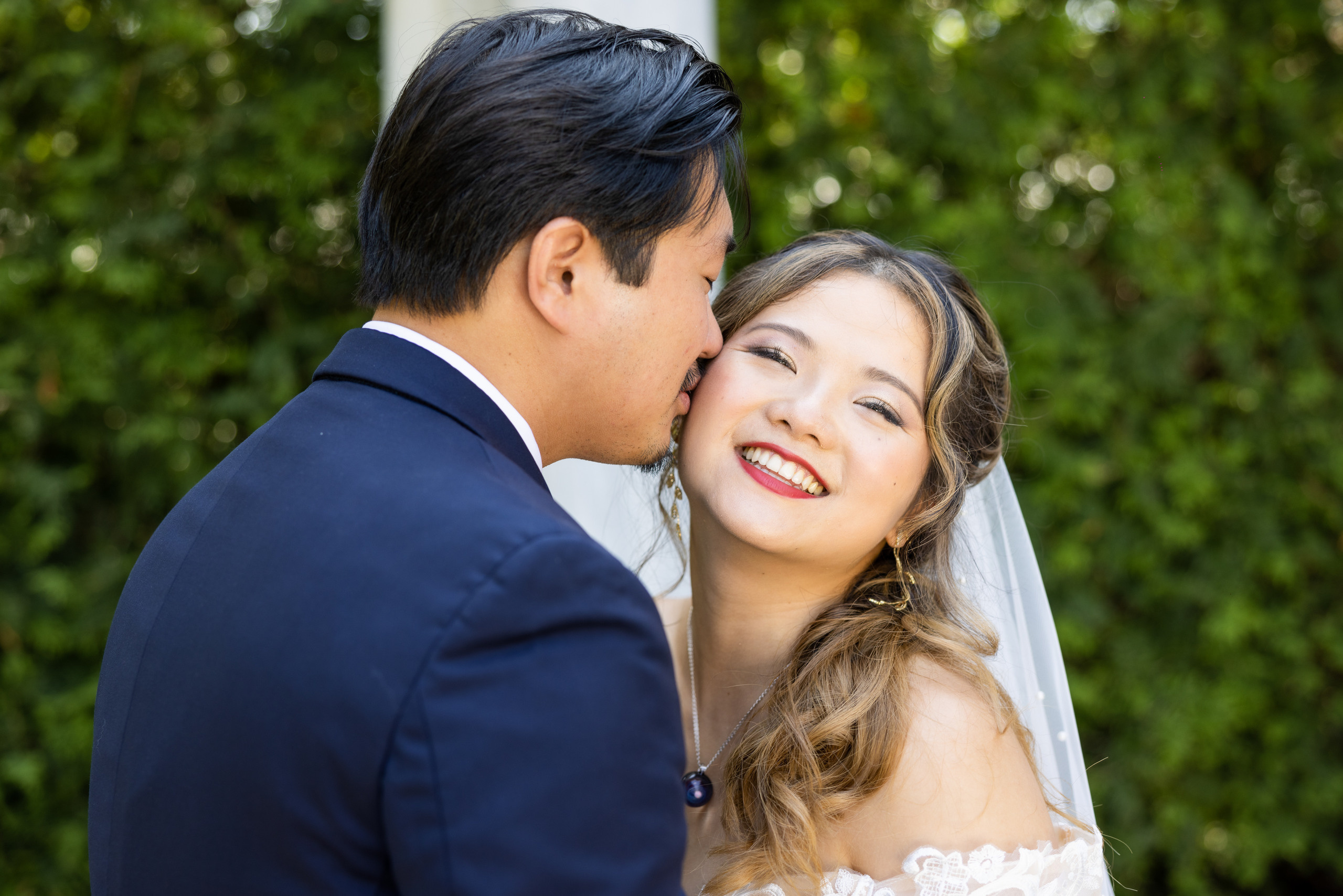 Karen and Edwin. Wedding Photo & Video