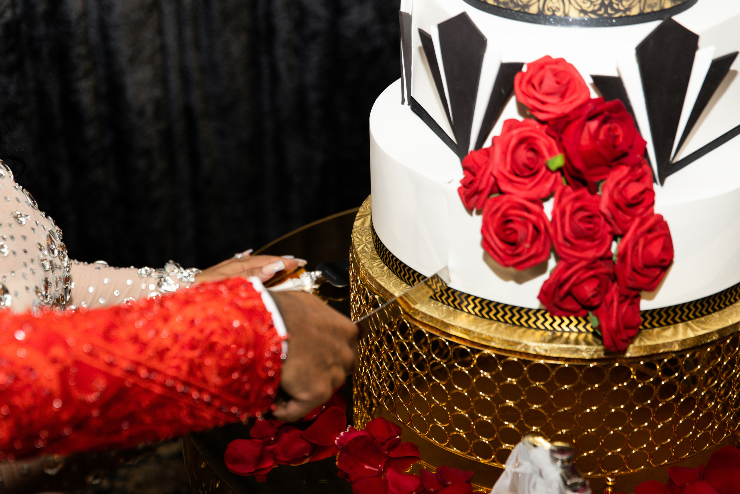 Mr. & Mrs. Burton. Wedding Photo & Video