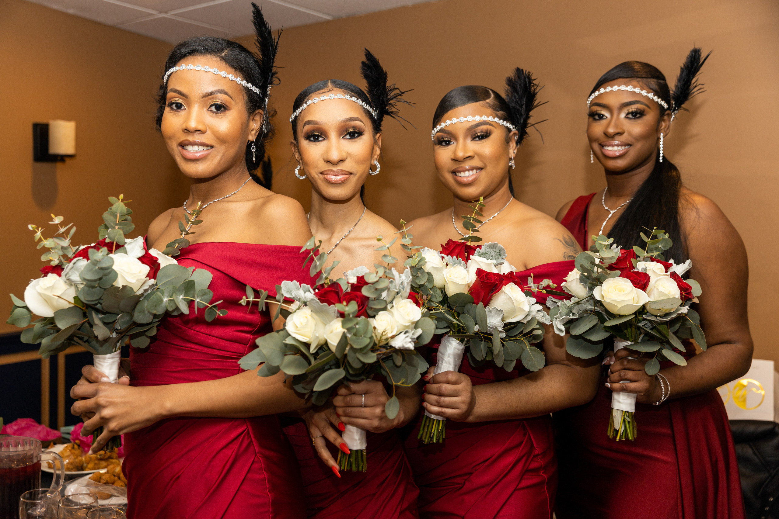 Mr. & Mrs. Burton. Wedding Photo & Video