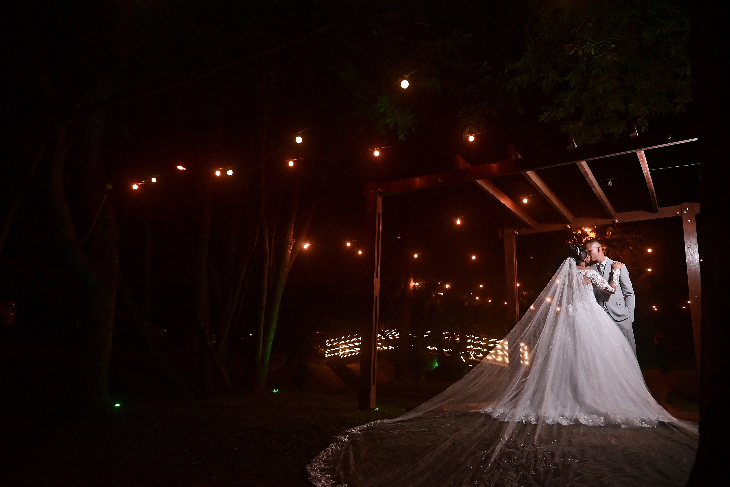 Luana & Rodrigo — Paróquia Nossa Senhora Medianeira de todas as Graças, Itapevi. Produtora Bride