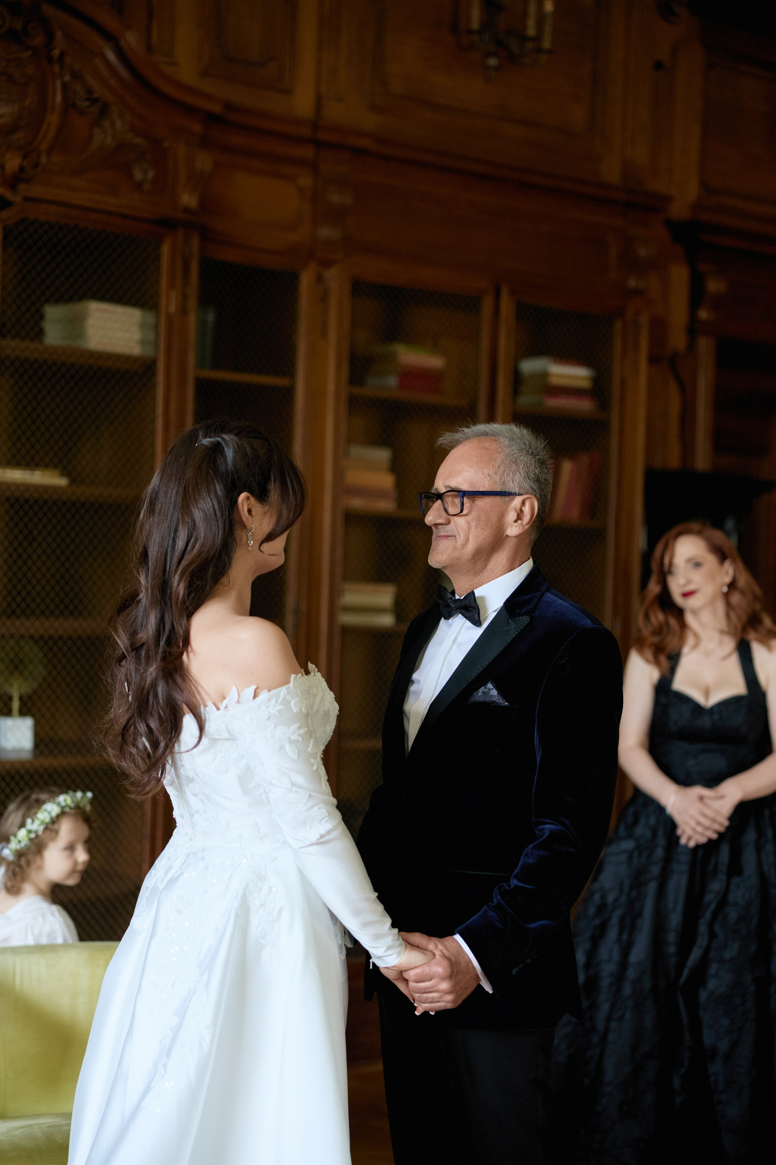 Wiktoria & Kacper. Pałac Goetz. Fotograf ślubny i rodzinny w Krakowie Yana Klymova
