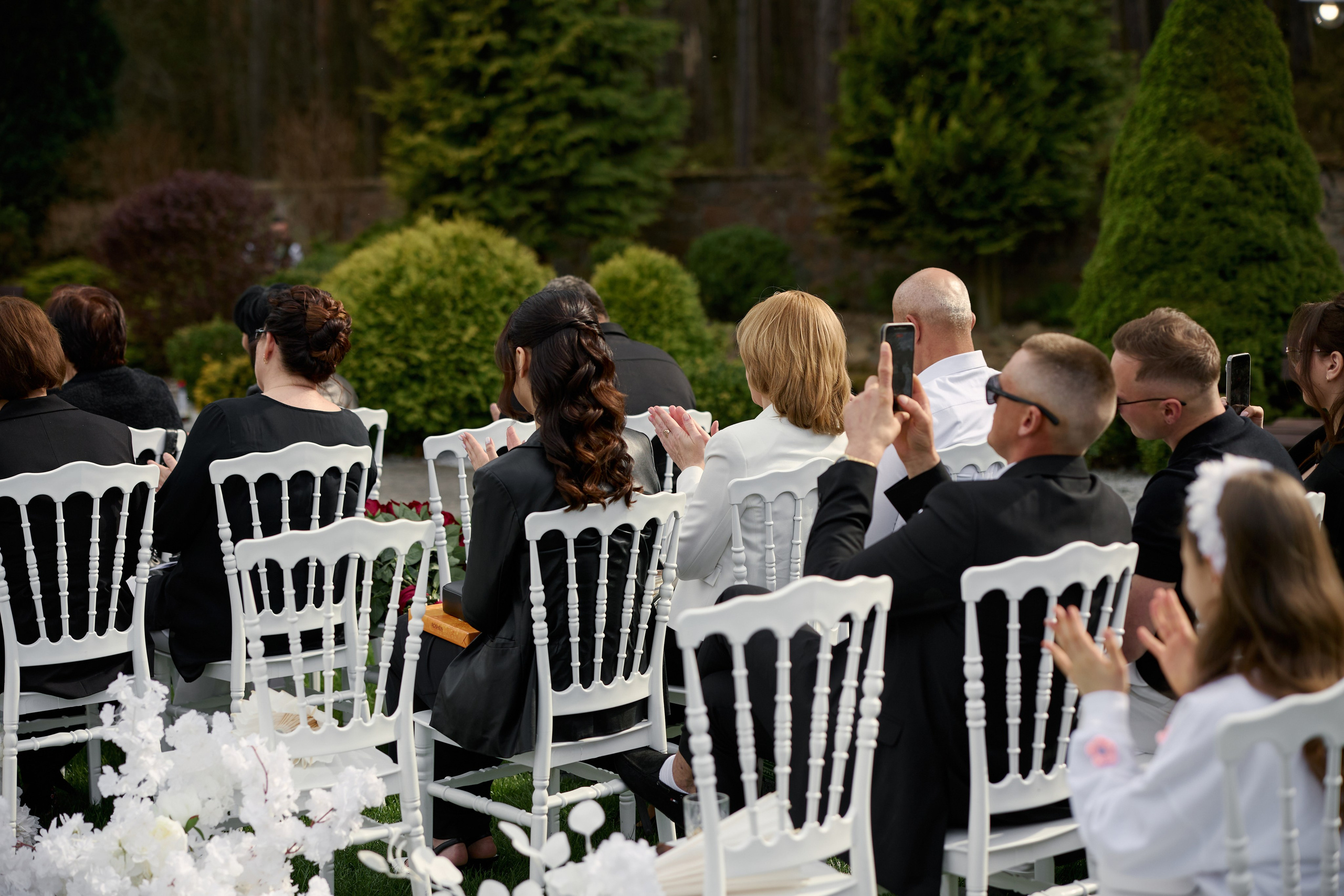 Natalia & Roman. Dworek przy lesie. Fotograf ślubny i rodzinny w Krakowie Yana Klymova