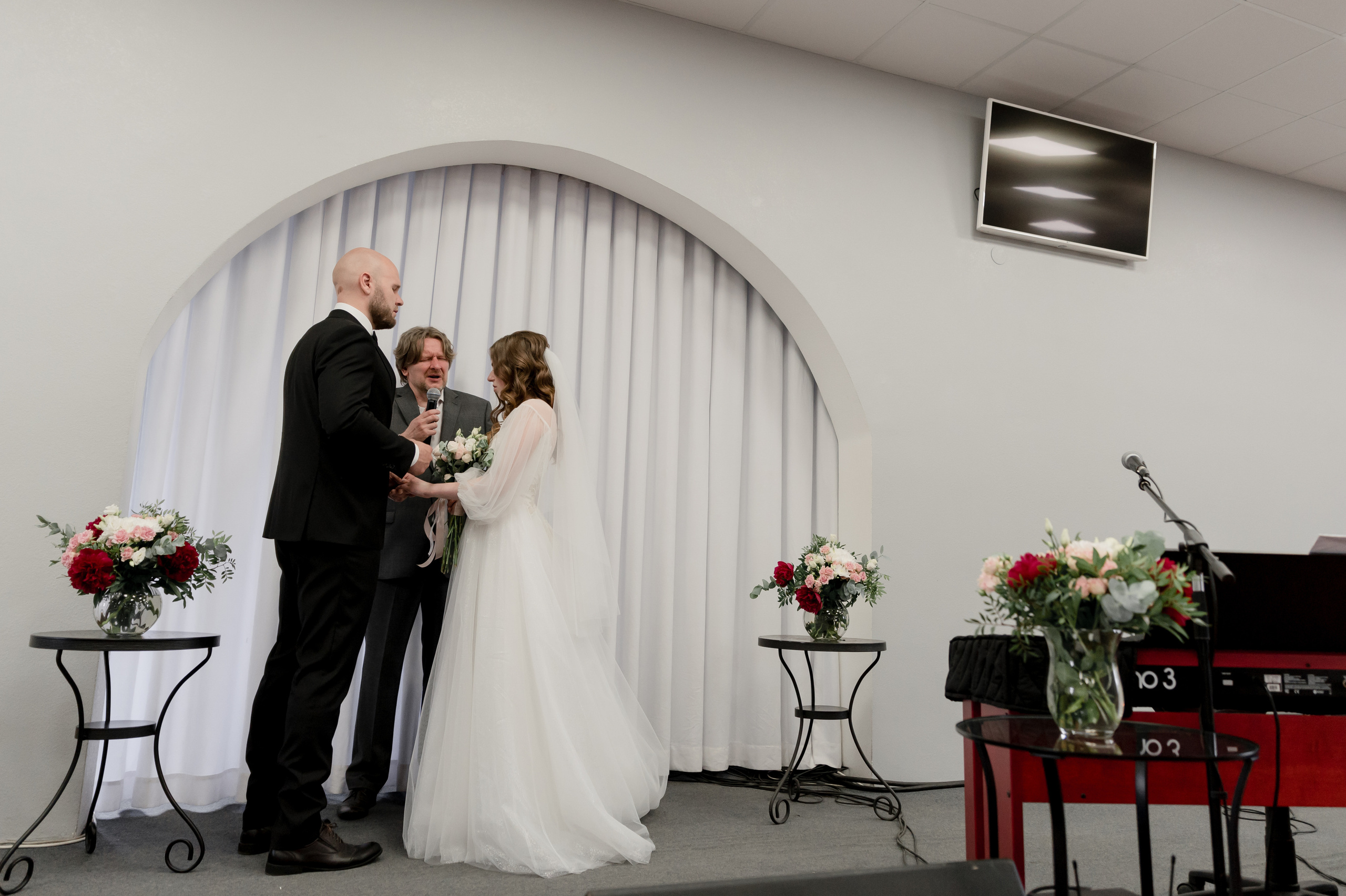 Dmitriy and Olga, 2021. Wedding photographer in Wroclaw Warsaw Krakow Margarita Tuleiko