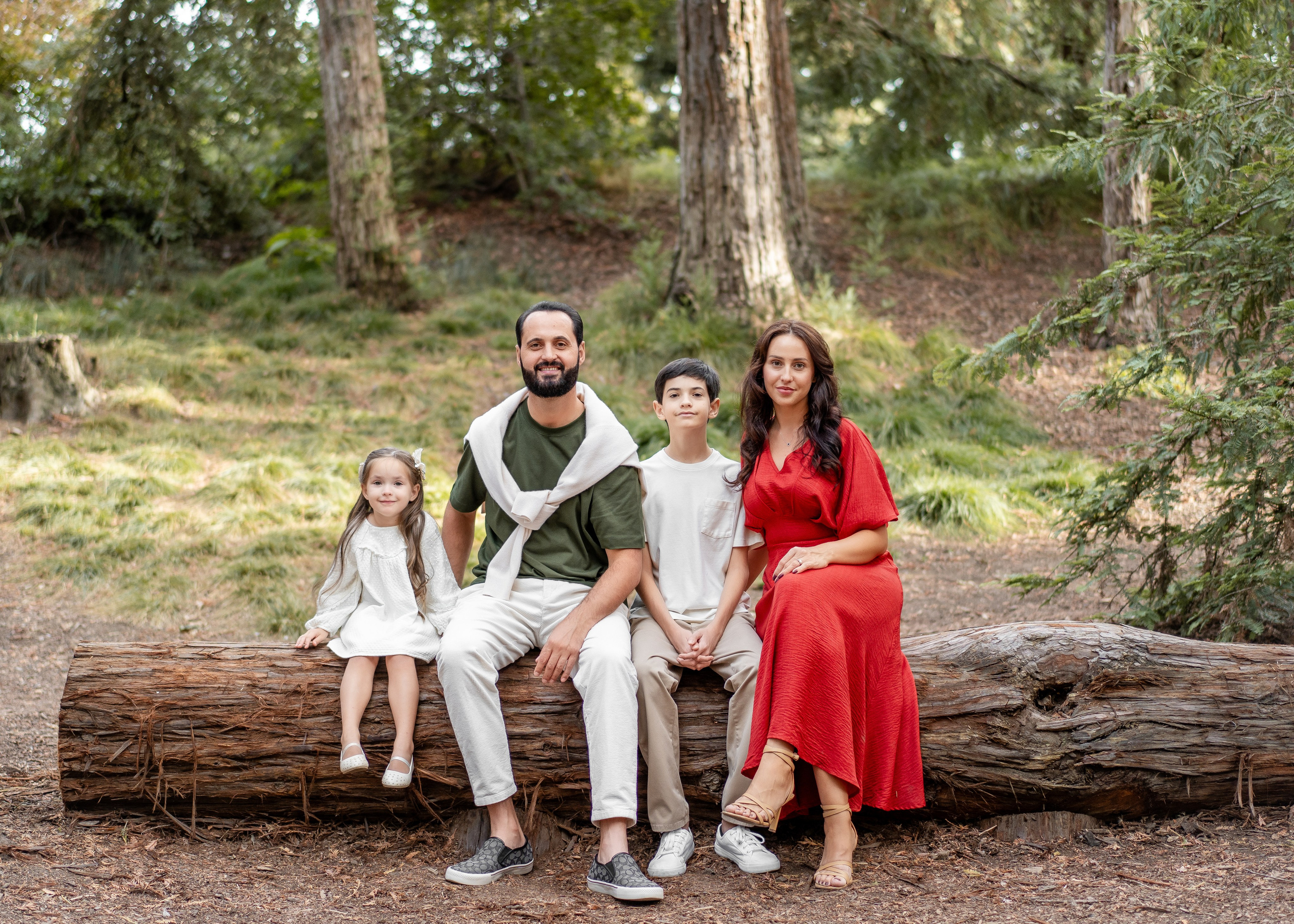Mikhailov family. Family photographer in Sacramento | Sofia Pavenko