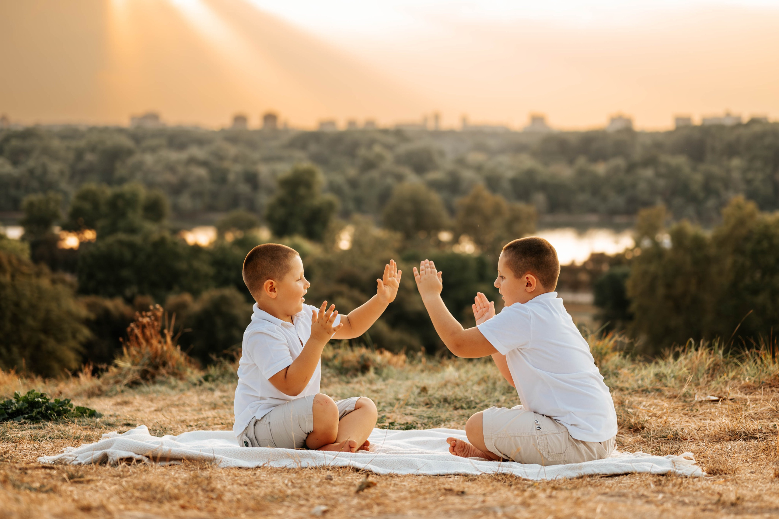 Bojana, Nikola, Stefan i Uroš - porodično fotografisanje. Dečiji i porodični fotograf