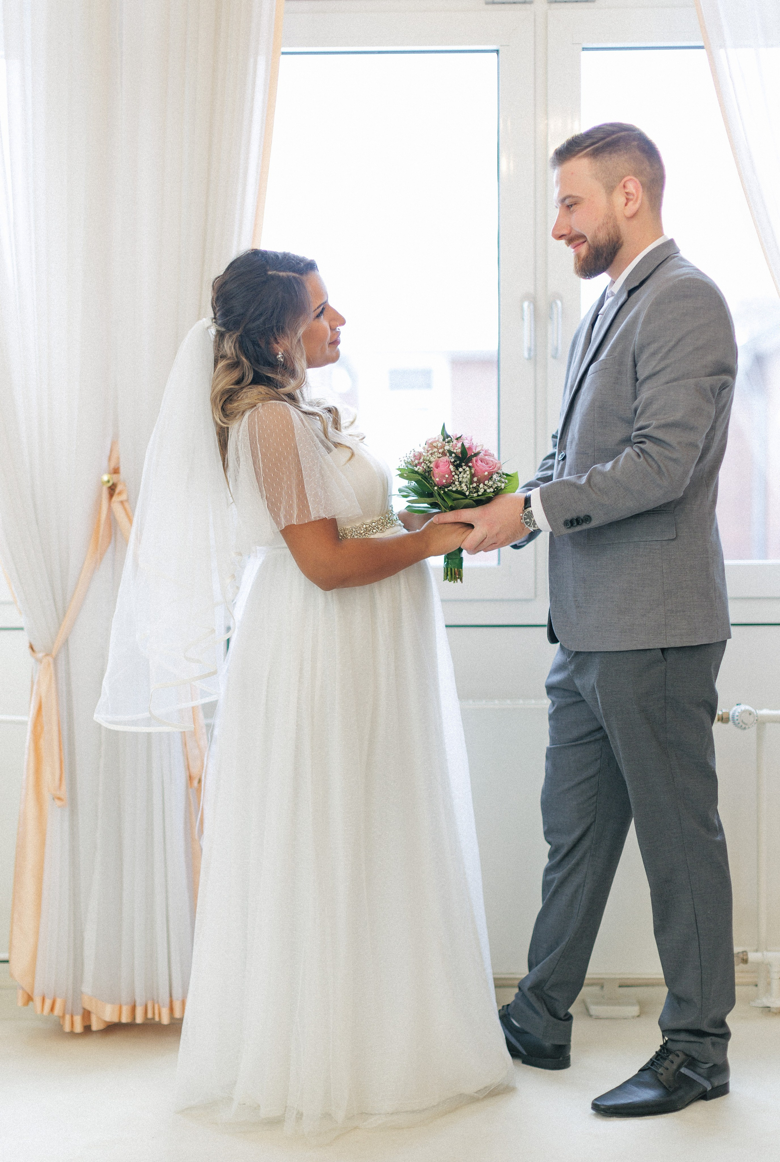 Hochzeitsfotoshooting in Hamburg Morisha und Senco. Hochzeitsfotograf und Hochzeitsvideograf aus Hamburg | Roka21Film