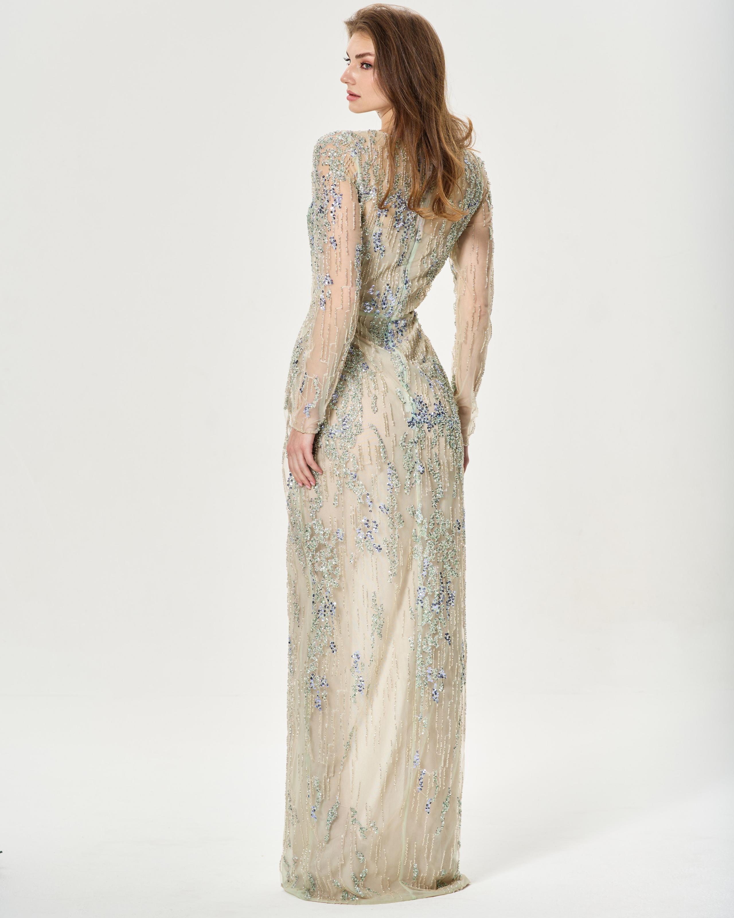 E-COMMERCE FASHION. Dubai photographer Anastasiia.dxb — portrait, fashion and brand photoshoots. Professional photographer for personal and commercial projects