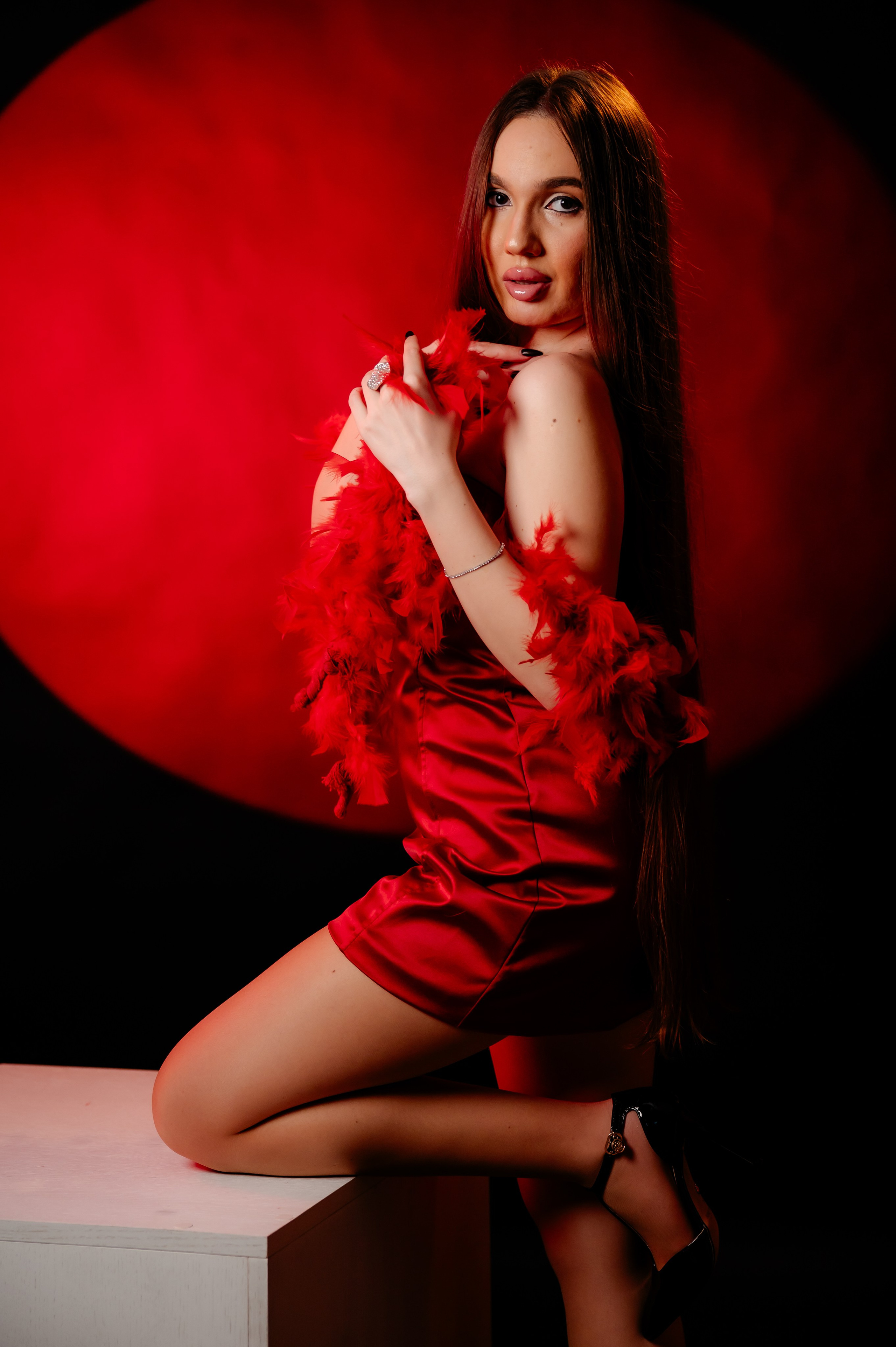 Larisa. Andrei Samuel – Fotograf București | Evenimente, Studio, Imobiliare, Produs