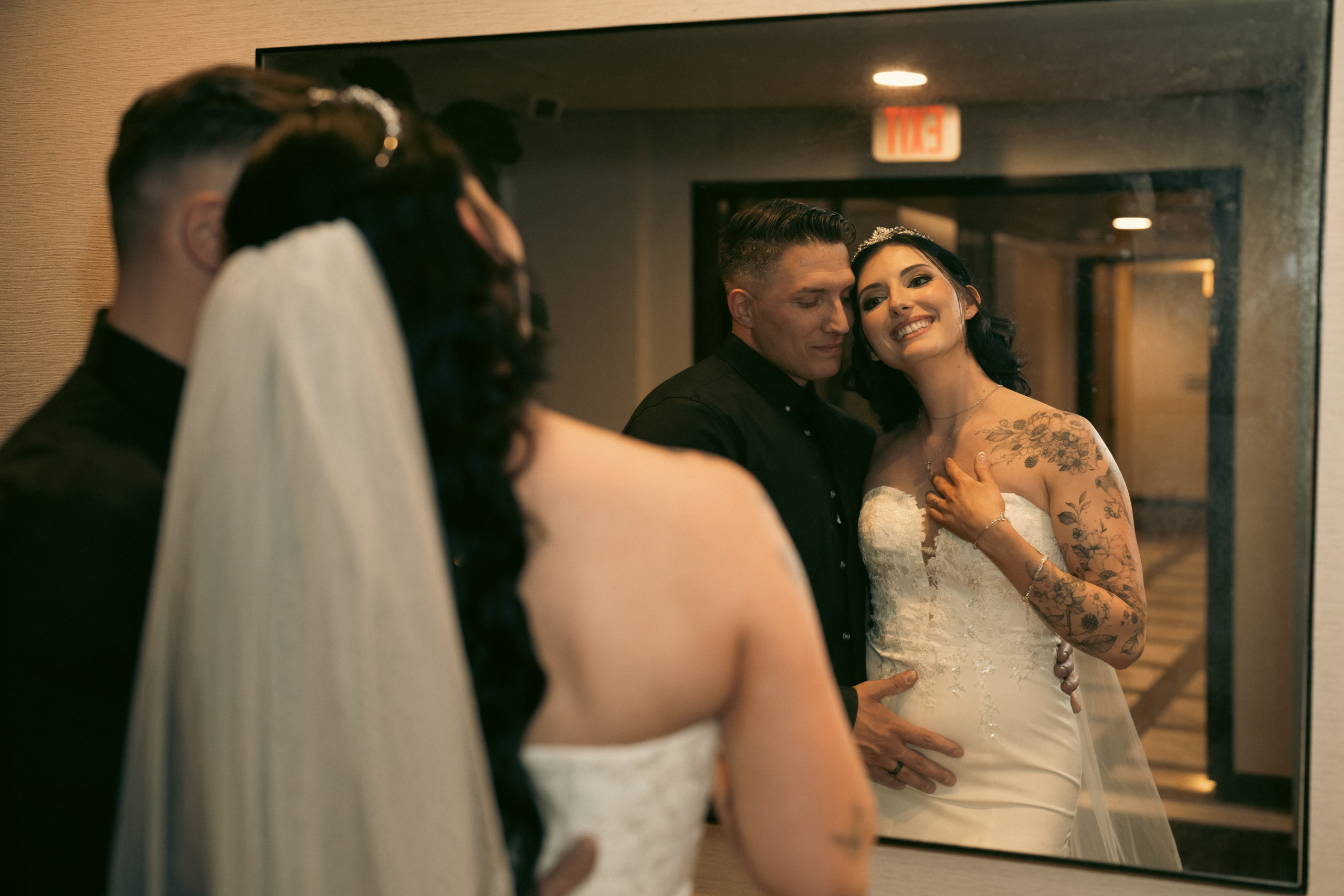 Krystina&Raymond. Wedding & elopement photographer Viktoriya Kravtsov. Las Vegas